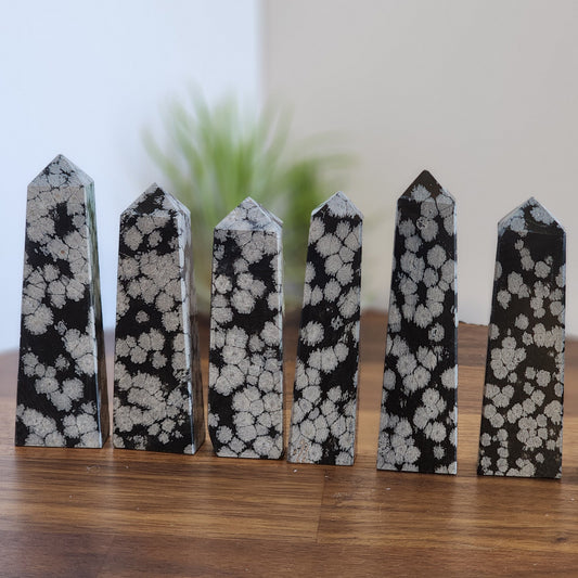 Snowflake Obsidian Tower: Small Black Crystal - White Flower Details