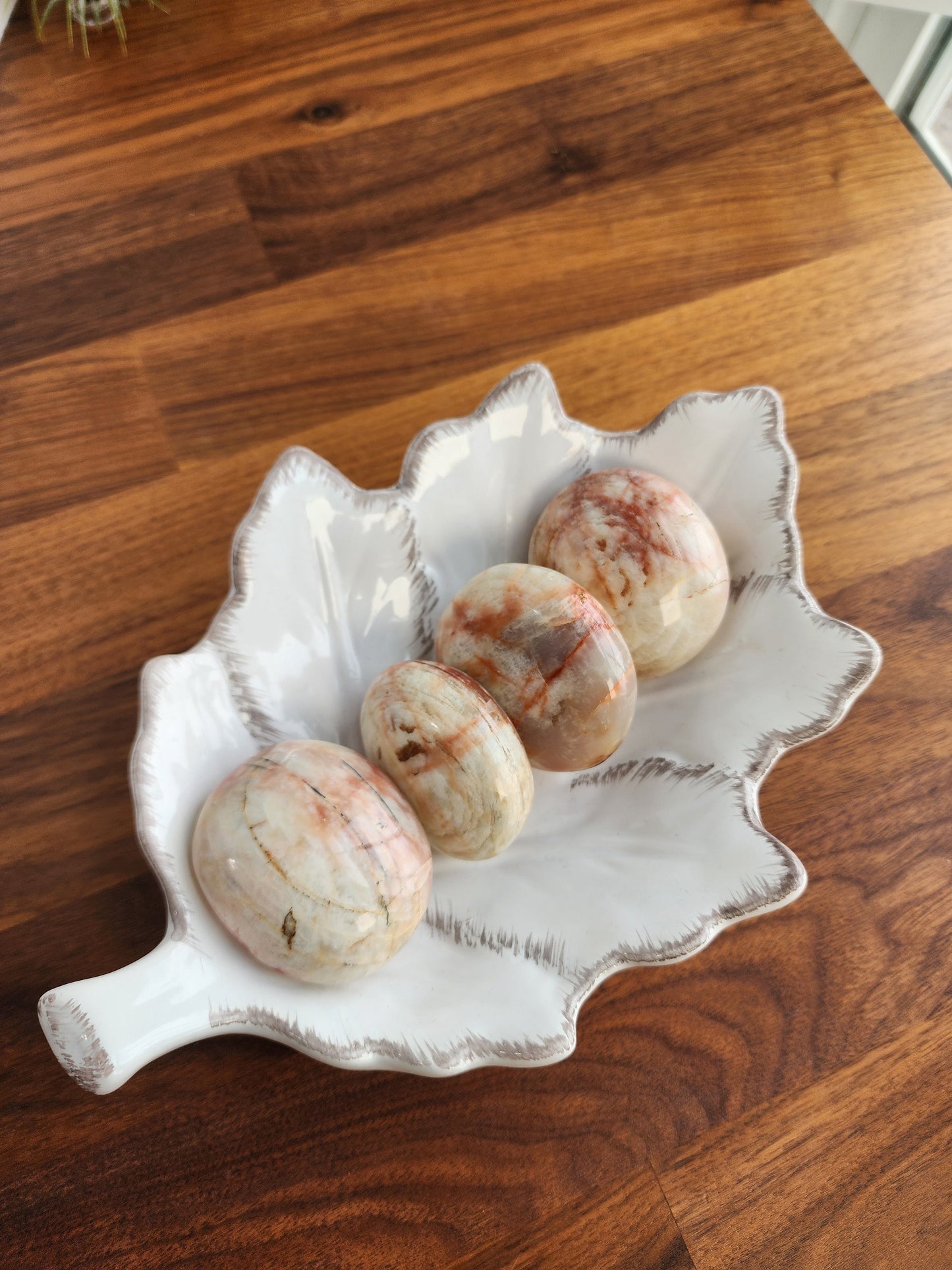 Moonstone Palm Stone, Cream with Peach Flash (Pocket Size)