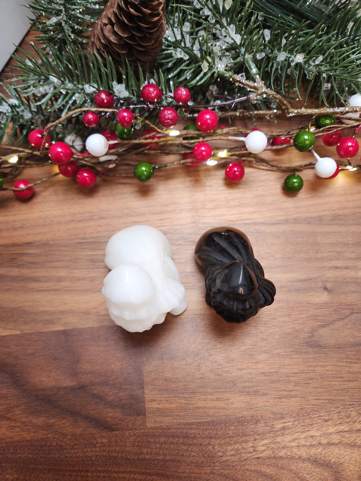 Crystal Santa Claus Figurine: White Jade or Black Obsidian