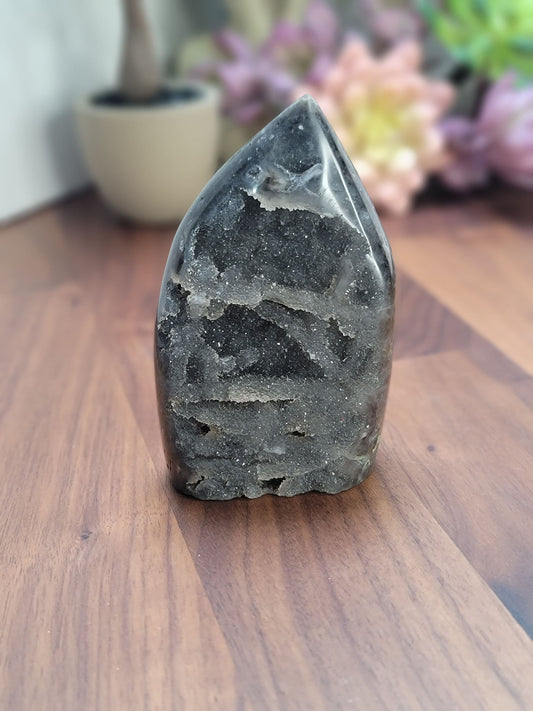 Druzy Sphalerite Flame: Black and Gray Crystal Carving (3.5")