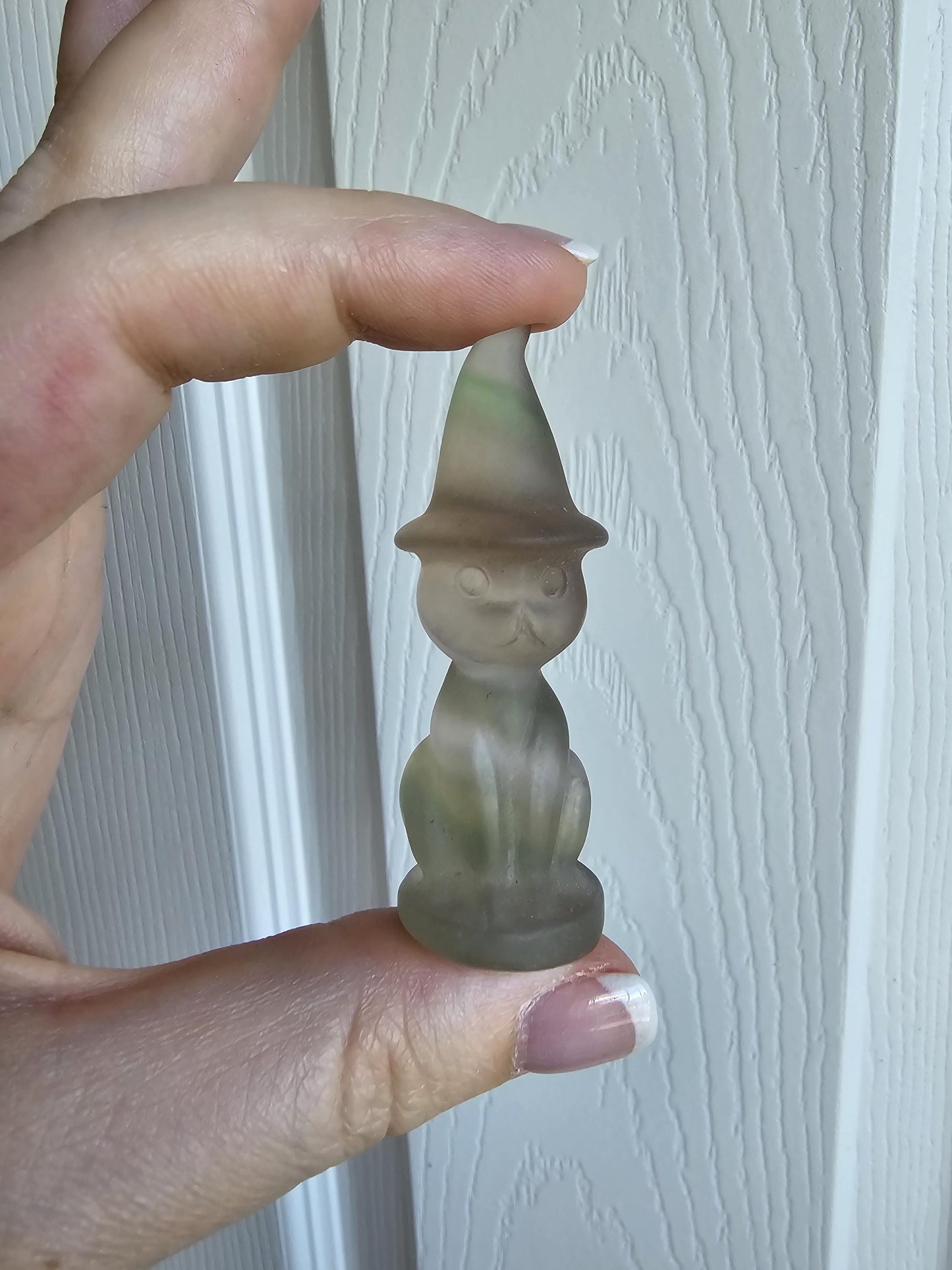 Obsidian Crystal Cat with Witch Hat: Spooky Halloween Decor