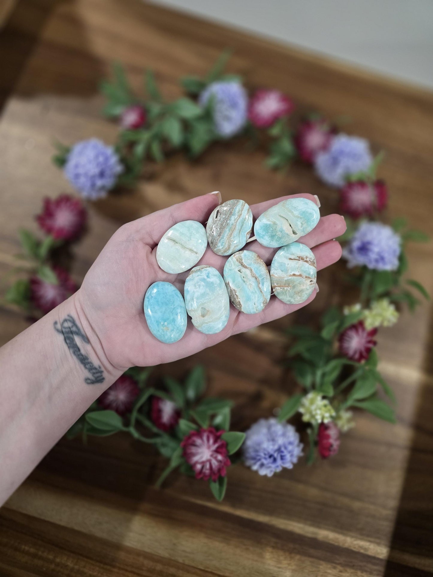Caribbean Calcite Mini Palmstones | 1.6"