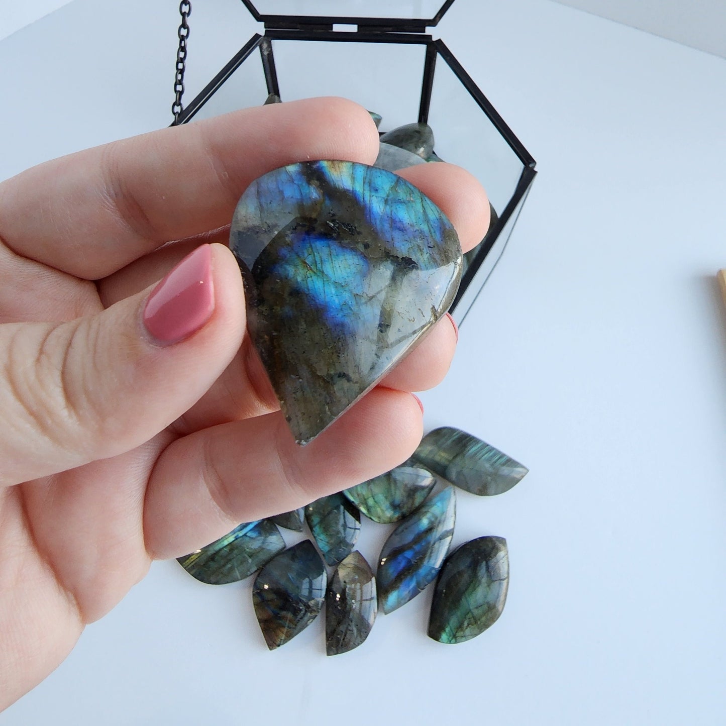 Labradorite Leaf Carving: Unique Flash Colors (Small or Large)