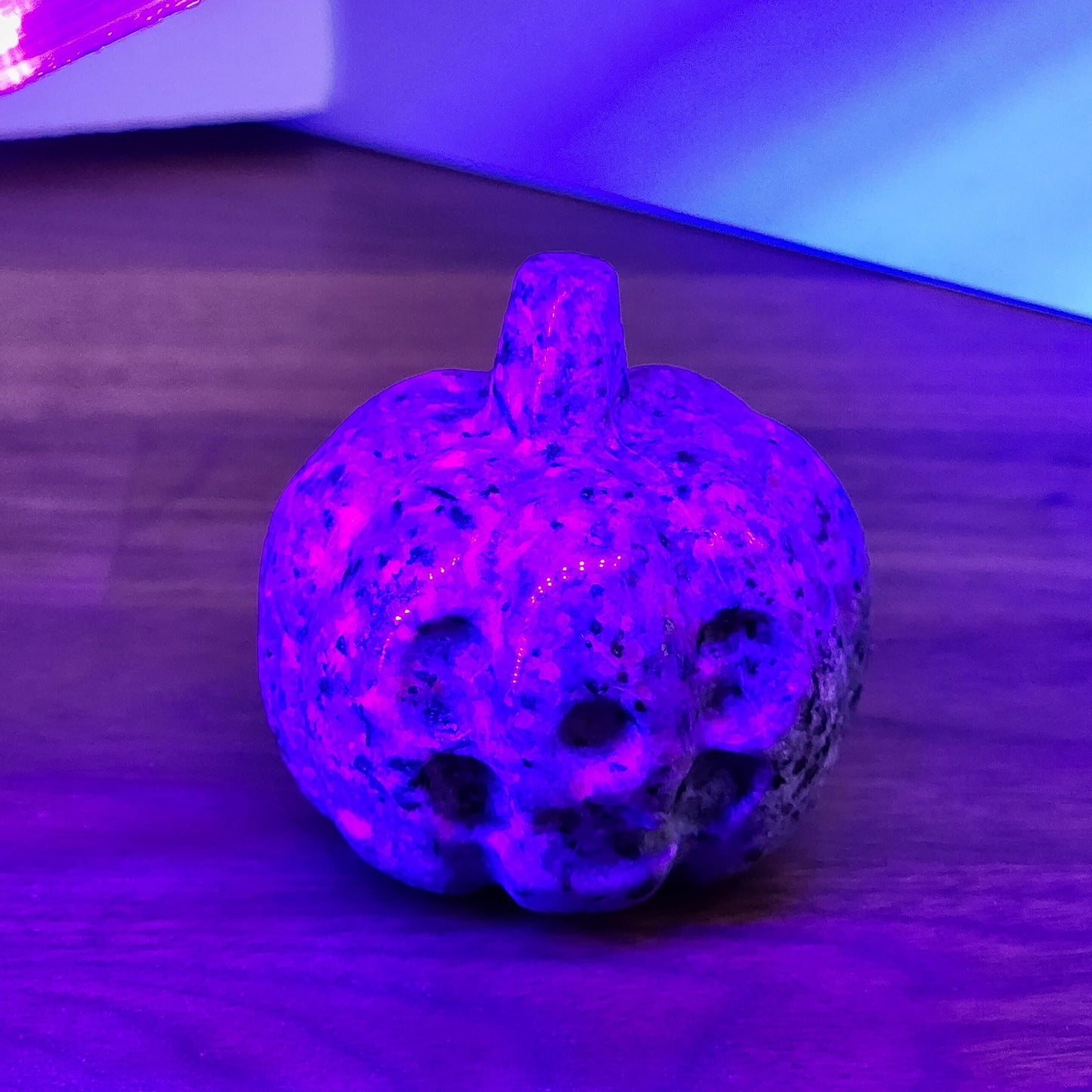 Pumpkin Carving, Yoopelite (UV Reactive) Halloween Carving, Black Light Crystal for Spooky Season