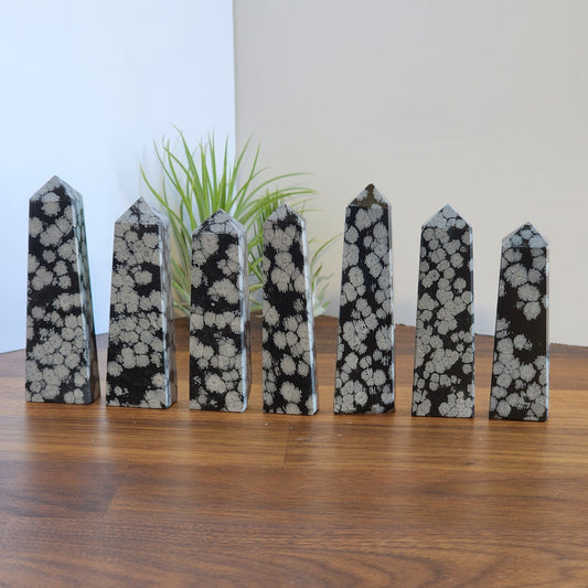 Snowflake Obsidian Tower: Small Black Crystal - White Flower Details