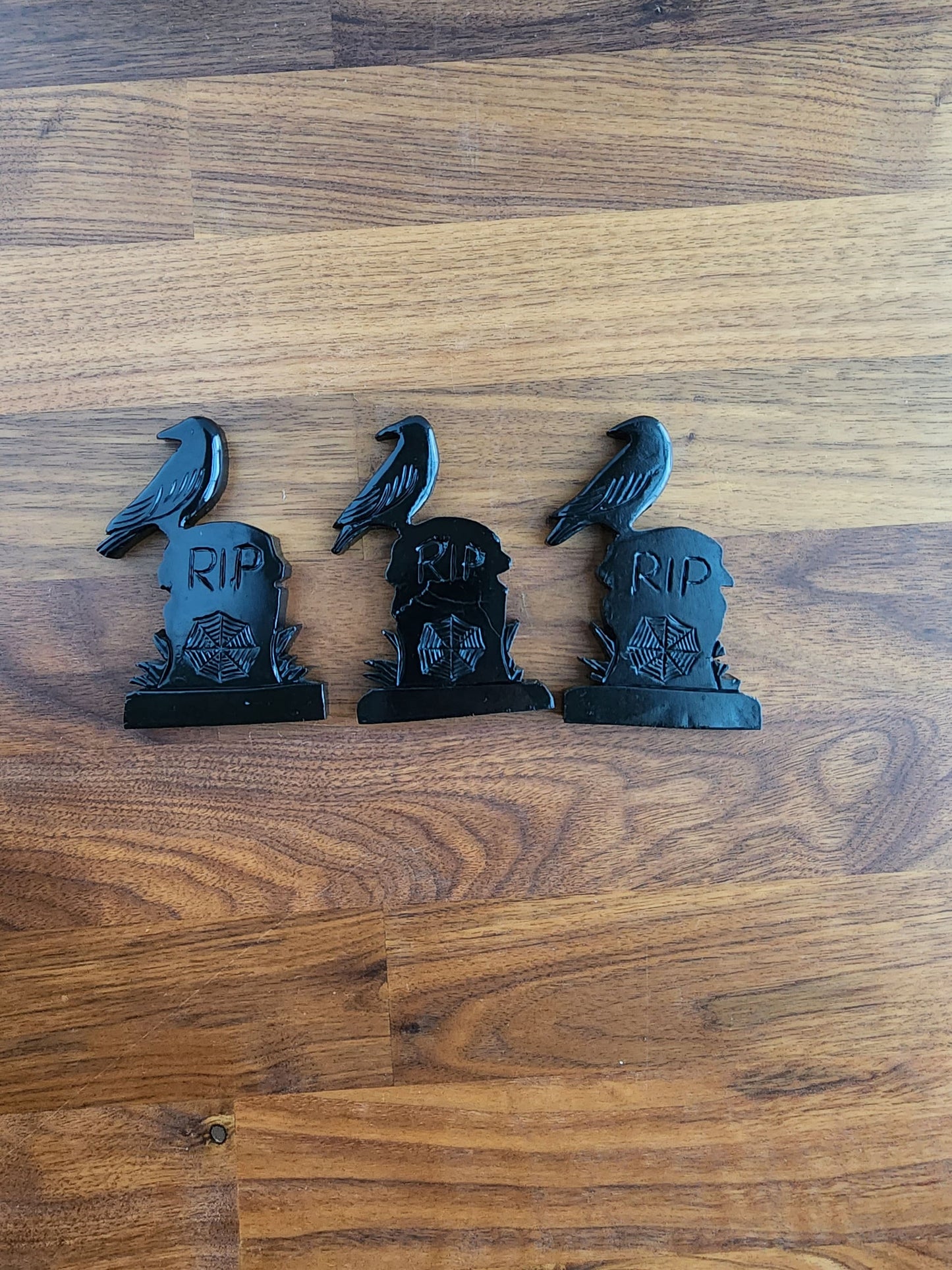 Raven Crystal Headstone: Dark Serpentine Goth Decor