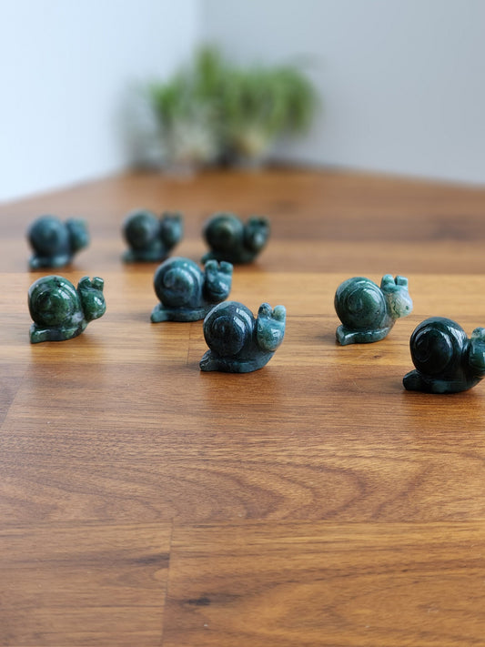 Mini Moss Agate Snail Figurines - Small Green Crystal Animals