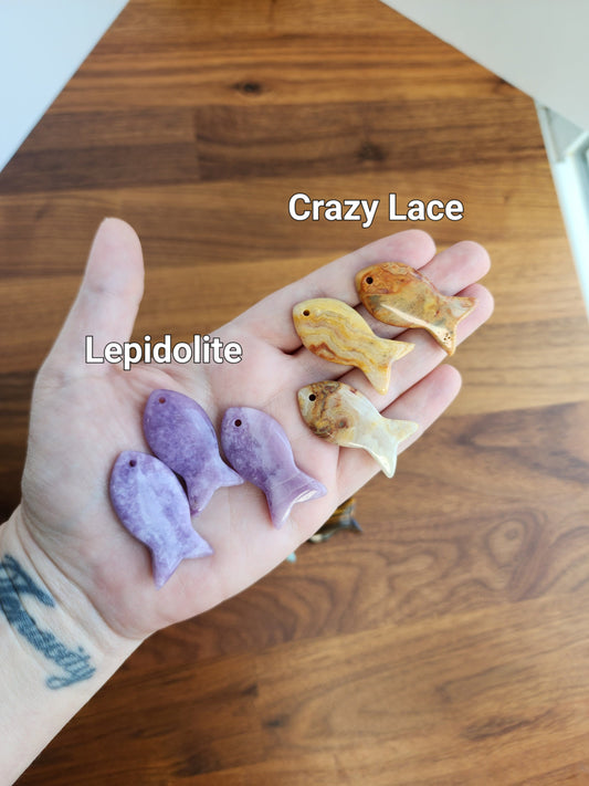Crystal Fish Carving: Amethyst, Labradorite, Obsidian, Quartz (1.54")