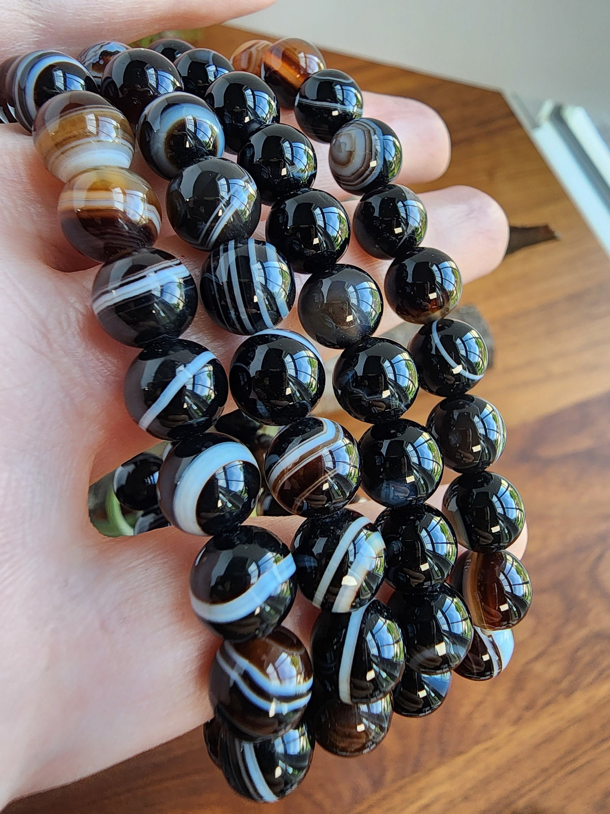 Amazing black sardonyx crystal bracelets, banded black and coffee agate bracelet