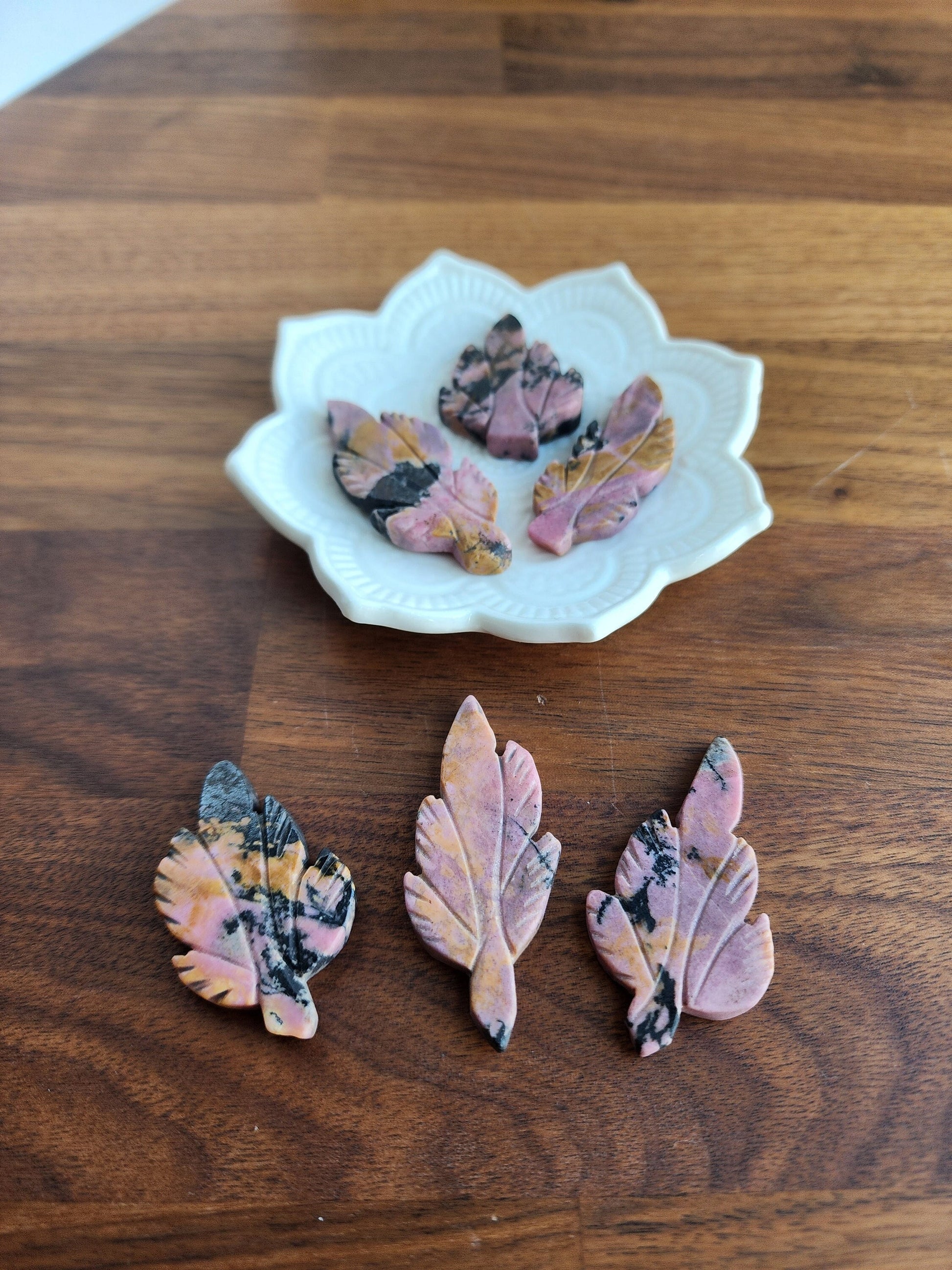 RHodonite, pink and black crystal leaf carvings