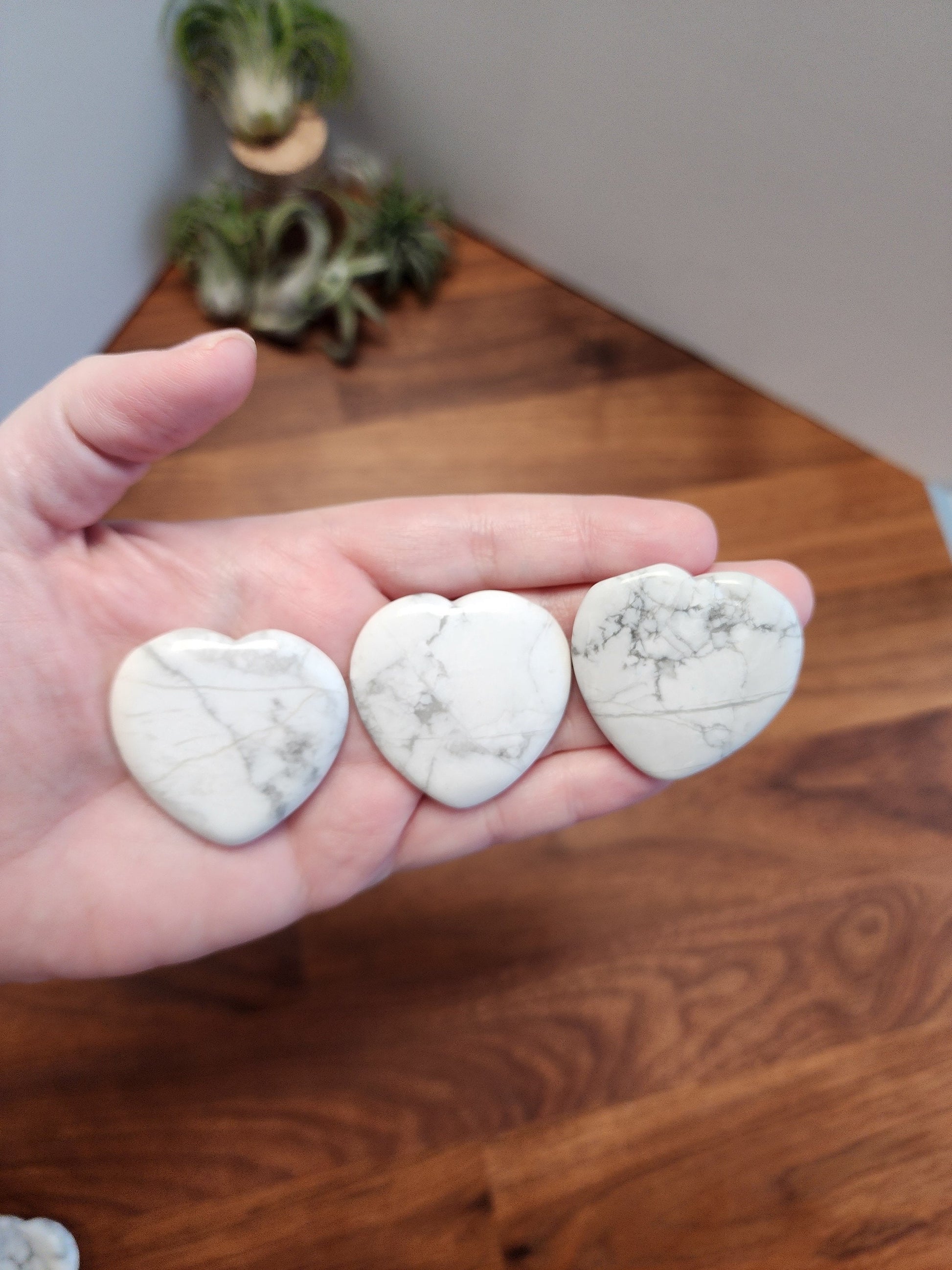 Howlite Heart Worry Stone: White Marbled Pocket Crystal