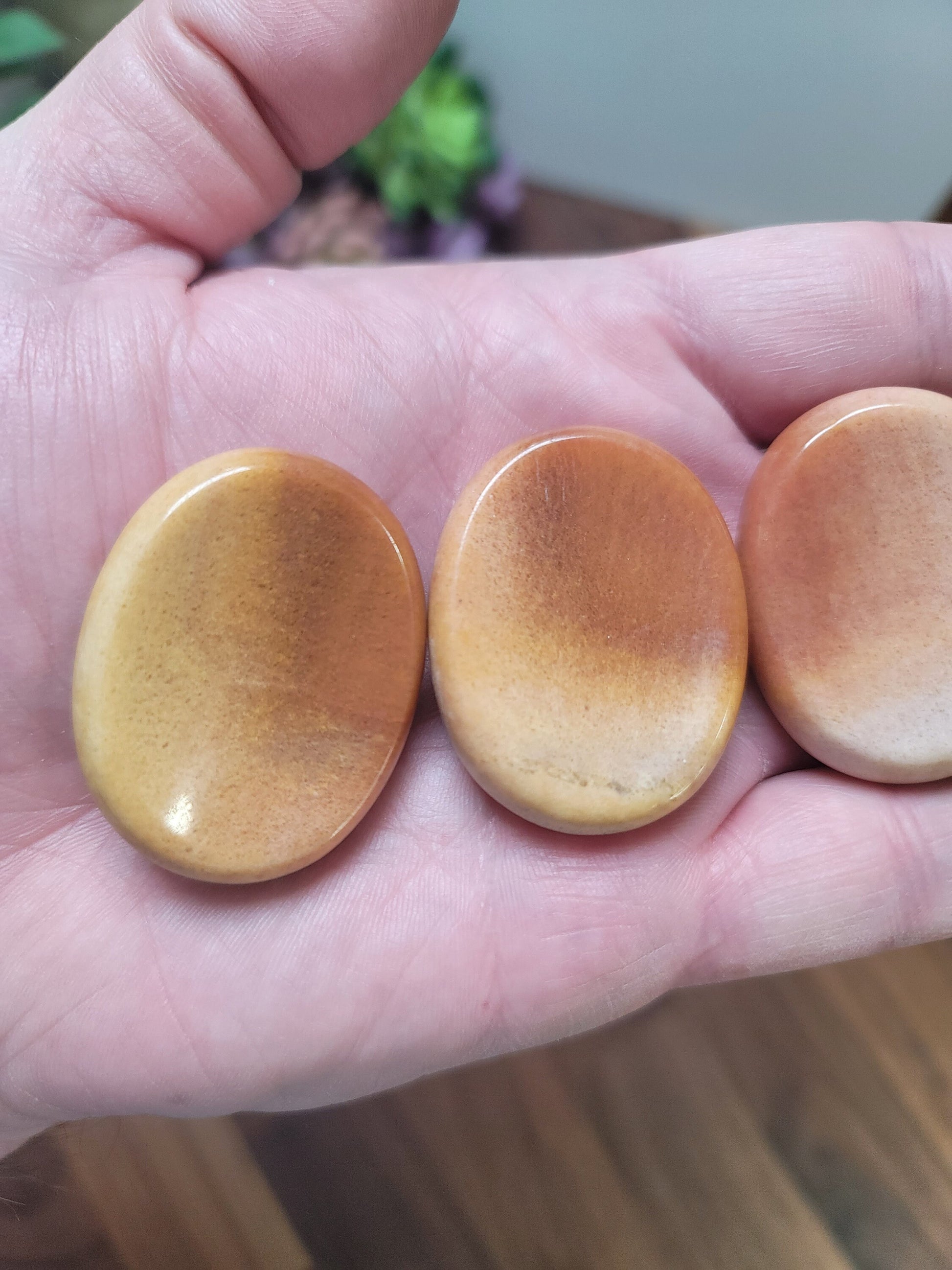 Ombre Peach Aventurine Worry Stone: Sensory Fidget, Calming Gift
