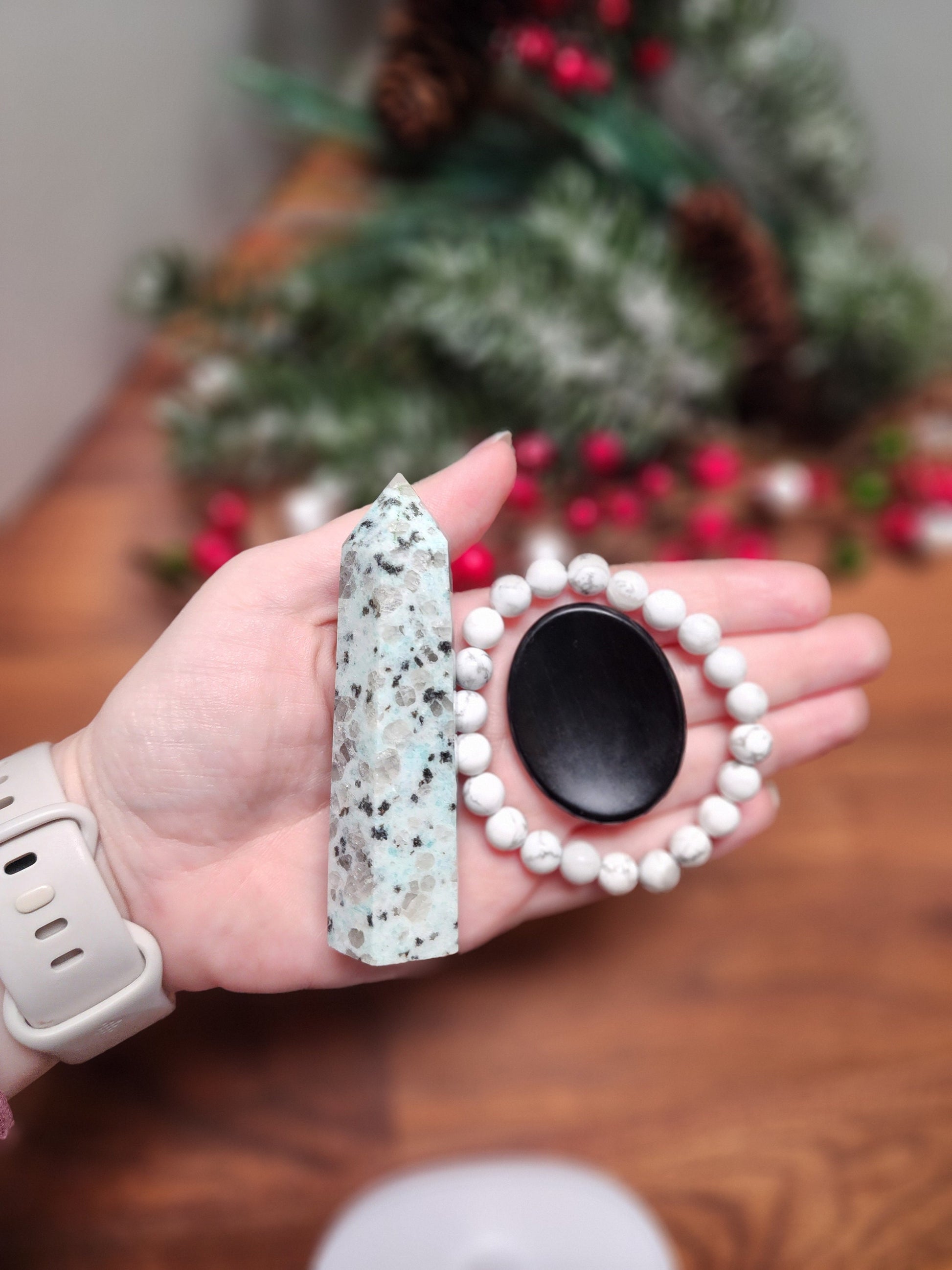 Crystal Bundle Offer: Medium Tower, Bracelet & Worry Stone Set | Healing Crystals, Intuitive Selection | Gift Ready