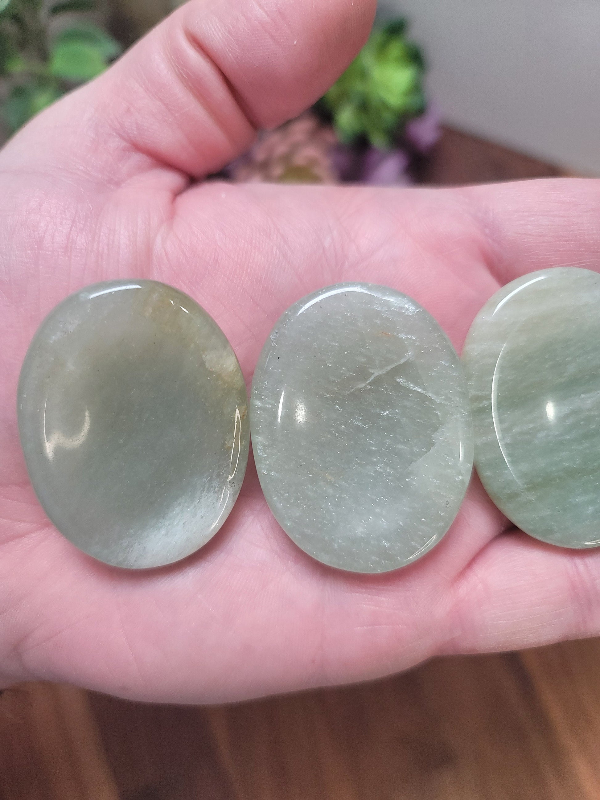 Green Onyx Worry Stone: Chunky 1.9' Light Minty Crystal - Smooth Polished Finish