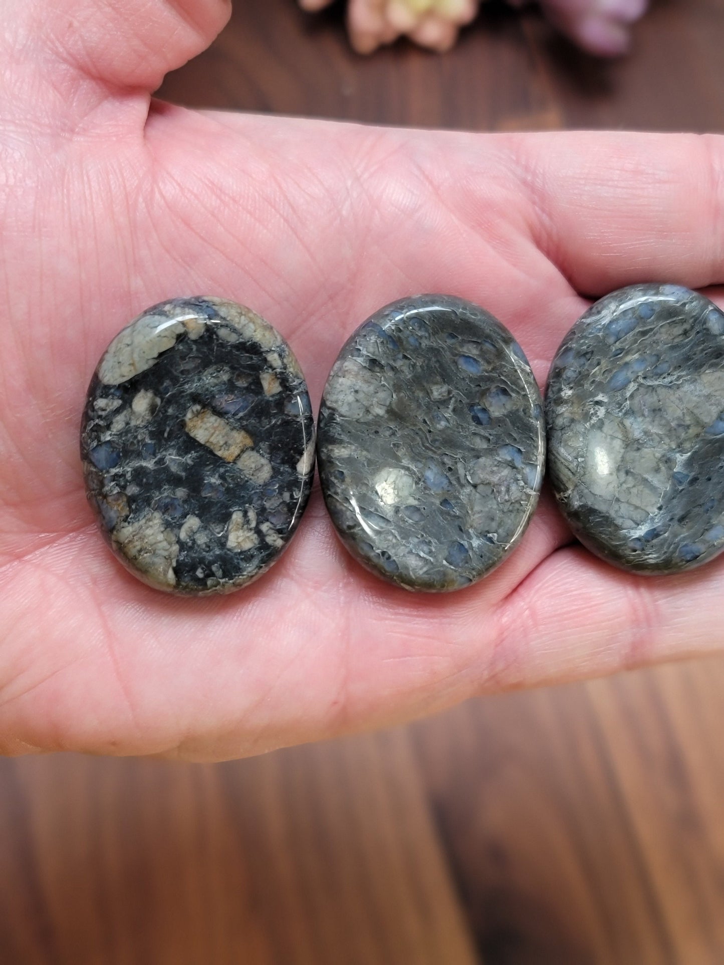 Worry Stone: Que Sera Blue Crystal - Pocket Fidget for Stress