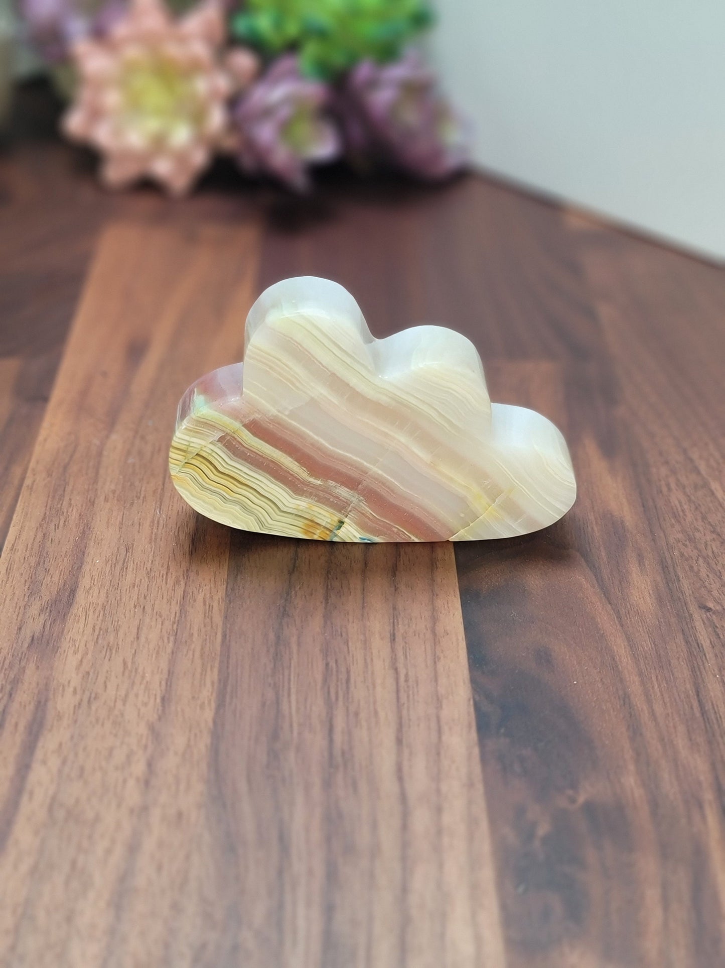 Green Calcite Cloud Carving: Natural Crystal Decor (96 X 55 MM)
