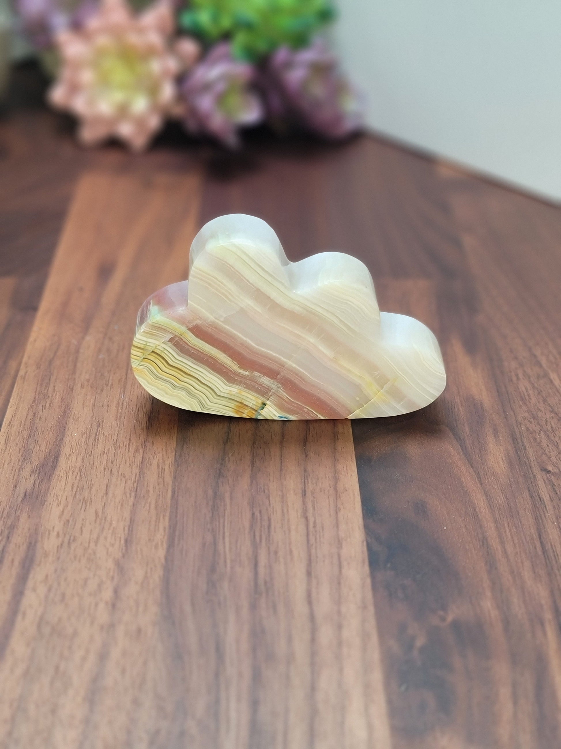 Green Calcite Cloud Carving: Natural Crystal Decor (96 X 55 MM)