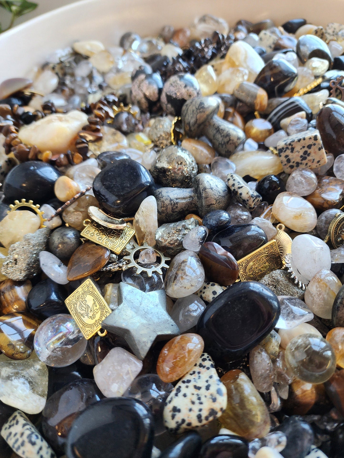 Crystal Confetti Scoop: Gold, Citrine, Obsidian, Quartz Mix