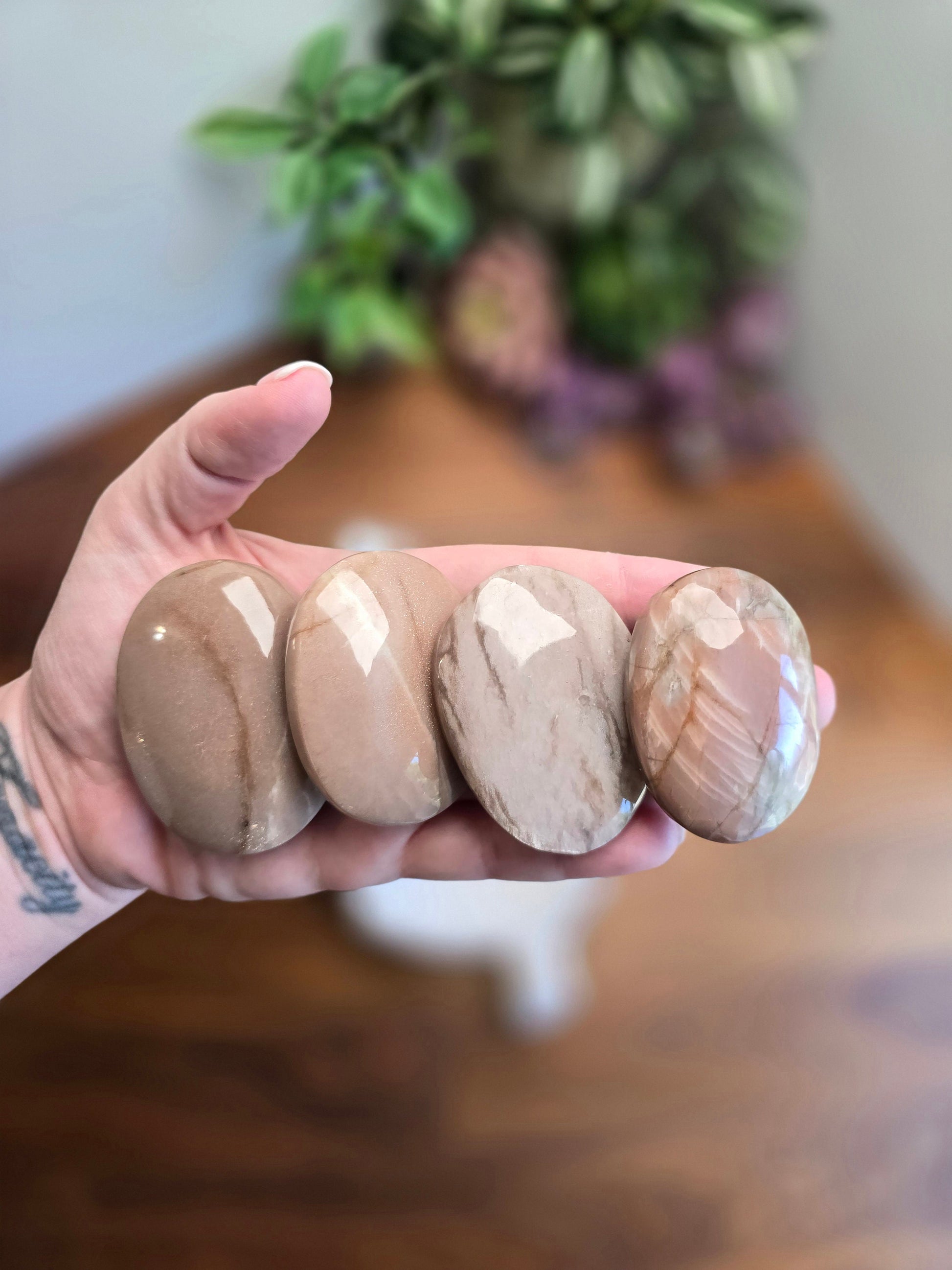 Silky Peach Moonstone Palms Stone | Around 2" | Smooth Pink Mauve Sunstone Pocket Stones | Shiny Gold Sparkly Movement | Intuitively Chosen