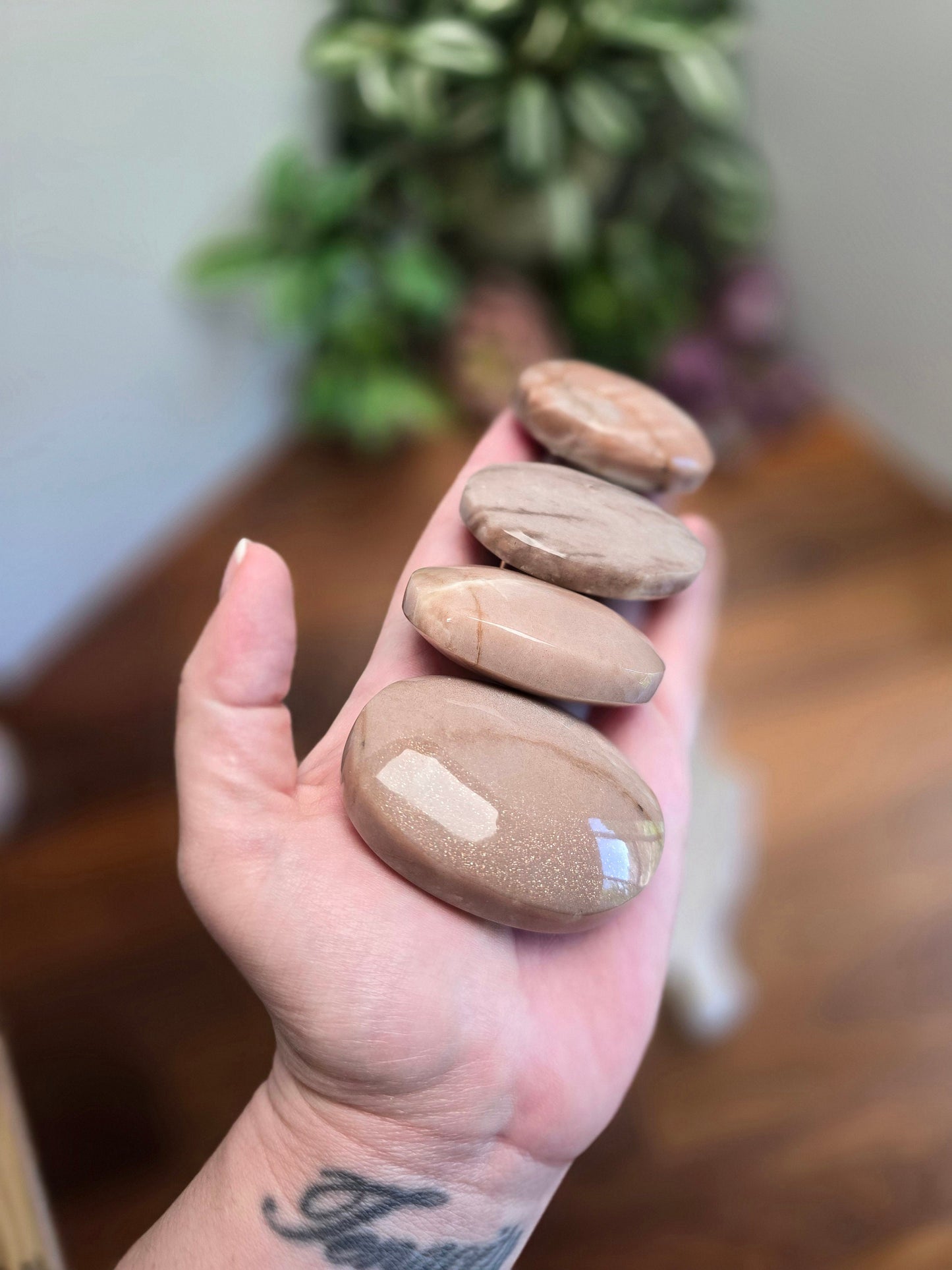 Silky Peach Moonstone Palms Stone | Around 2" | Smooth Pink Mauve Sunstone Pocket Stones | Shiny Gold Sparkly Movement | Intuitively Chosen