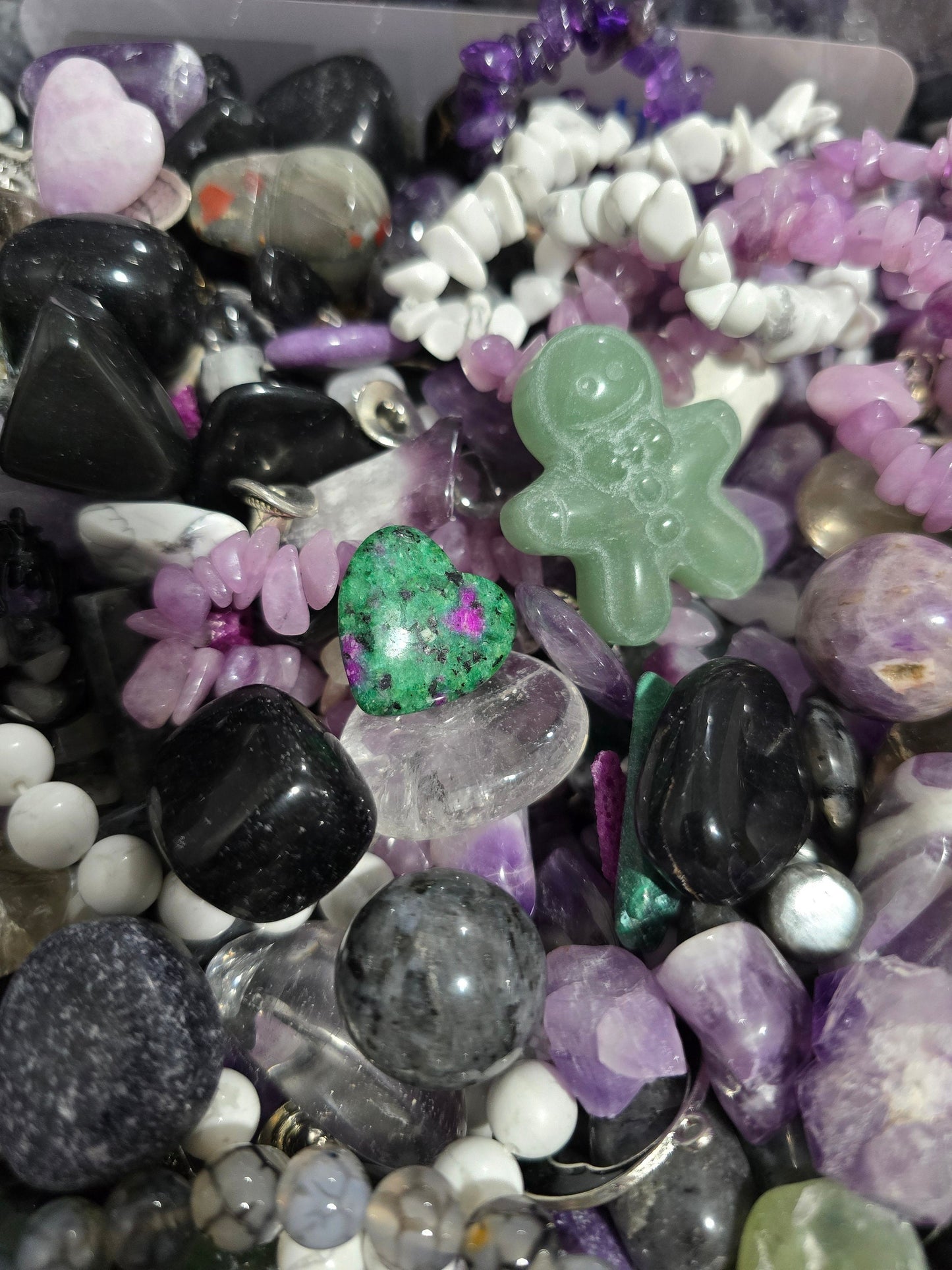 Spooky Witchy Crystal Confetti Scoops! Black & Purple Mystery Mix with Bracelets, ghosts, skulls and moon carvings | Fun pops of Pink, Green
