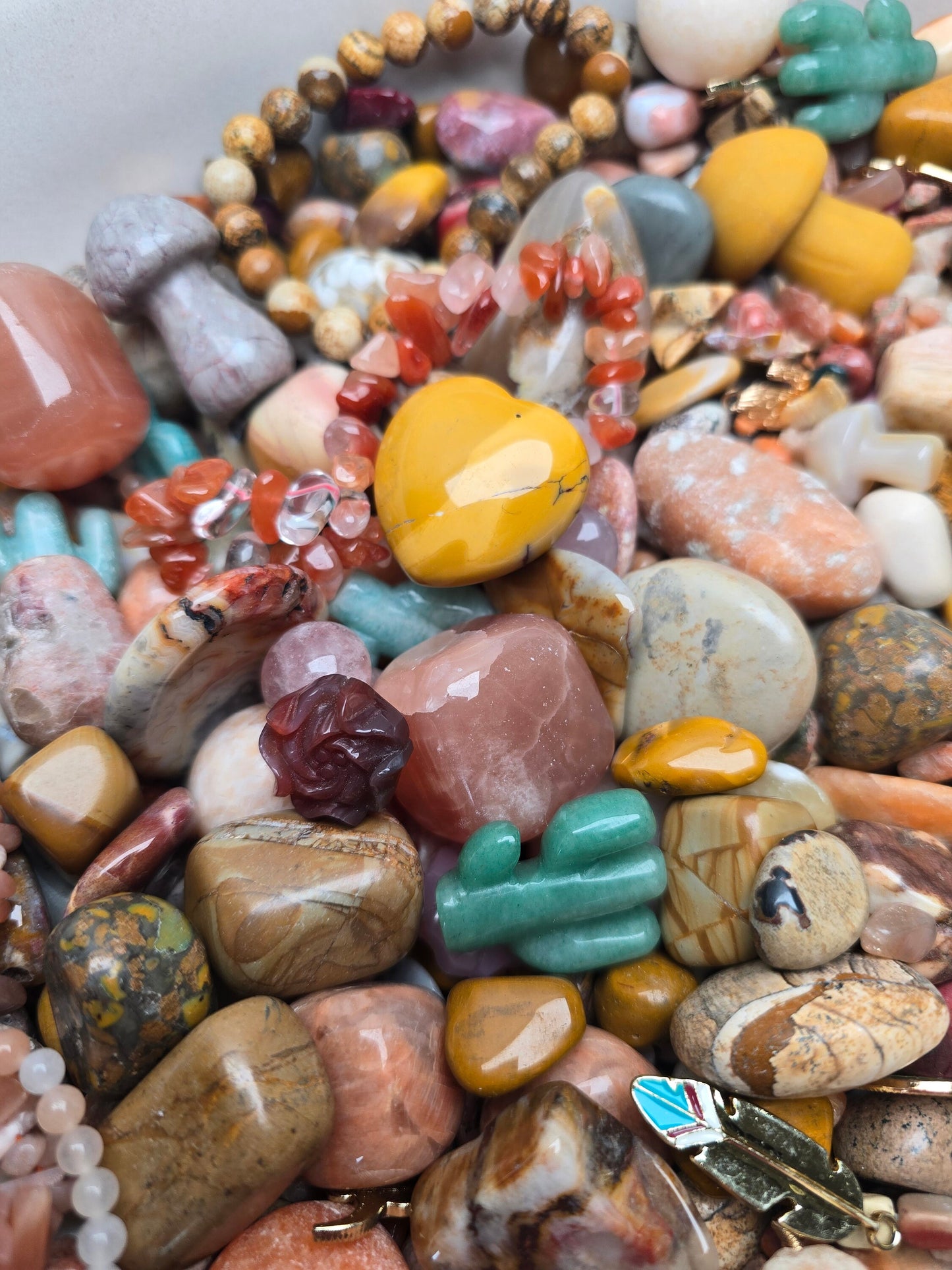 Desert Crystal Confetti | Sedona Sunrise Crystal Mix | Southwest | Cactus, Pyramid, Roses | Orange, Tan, Beige, Green, Pink, Red Scoops