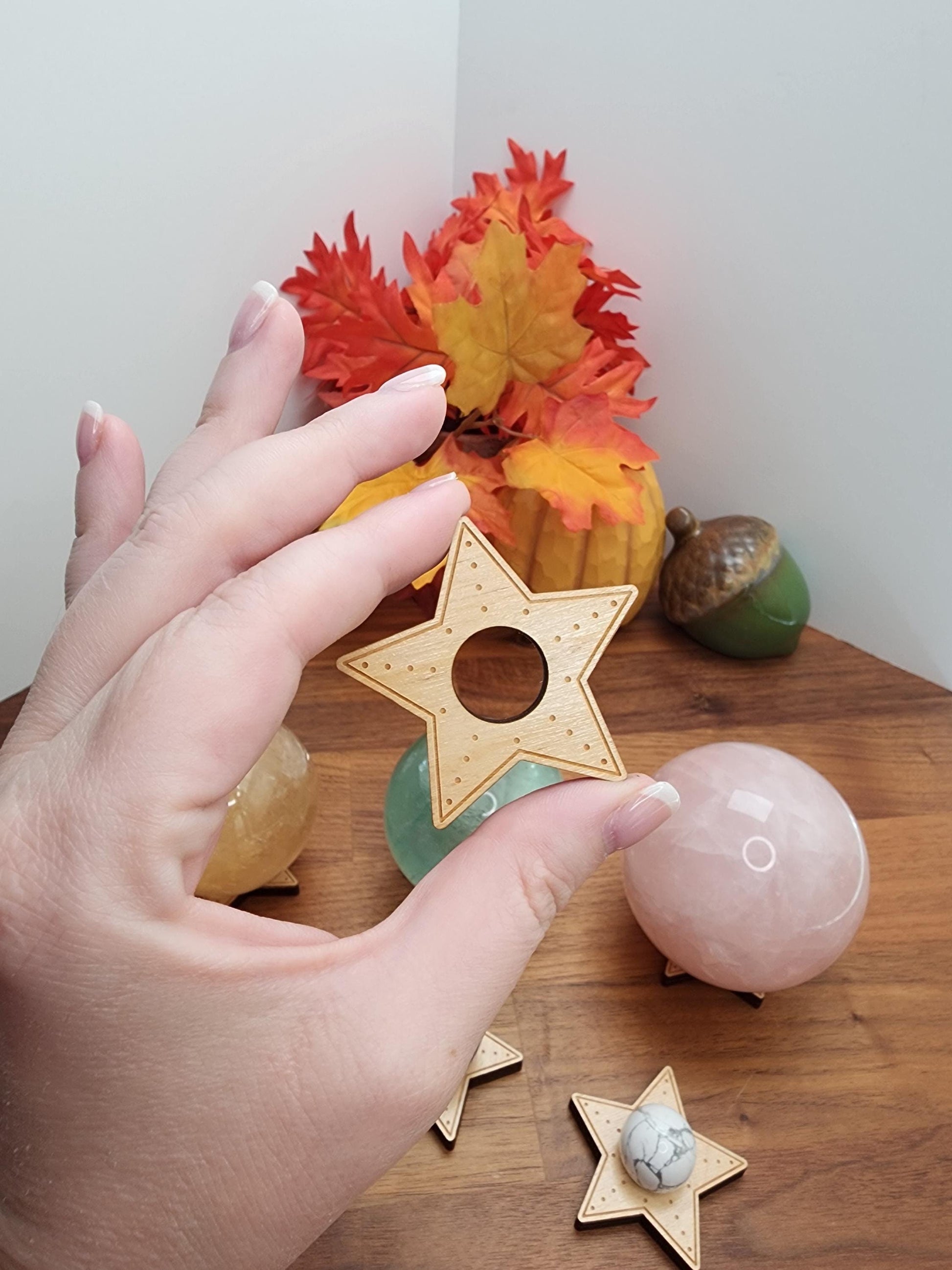 Americana Star shaped mini crystal sphere stand. Also perfect for baseball displays.