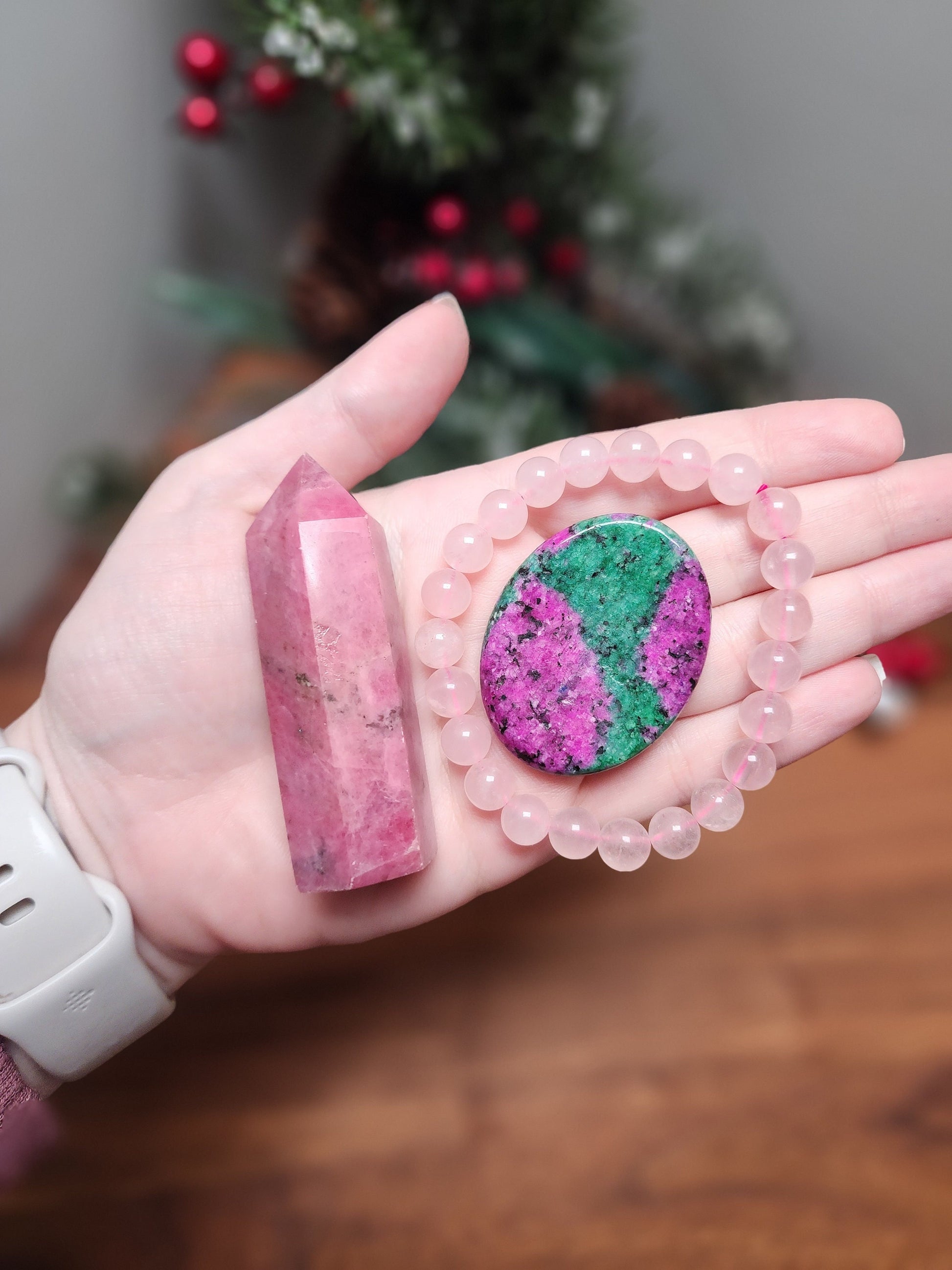Crystal Lover Gift Bundles! Just 25 for a tower, bracelet and worry stone. Let me know favorite colors or choose a Mystery Box! Each will be gift packaged, and can be mailed to you or recipient.