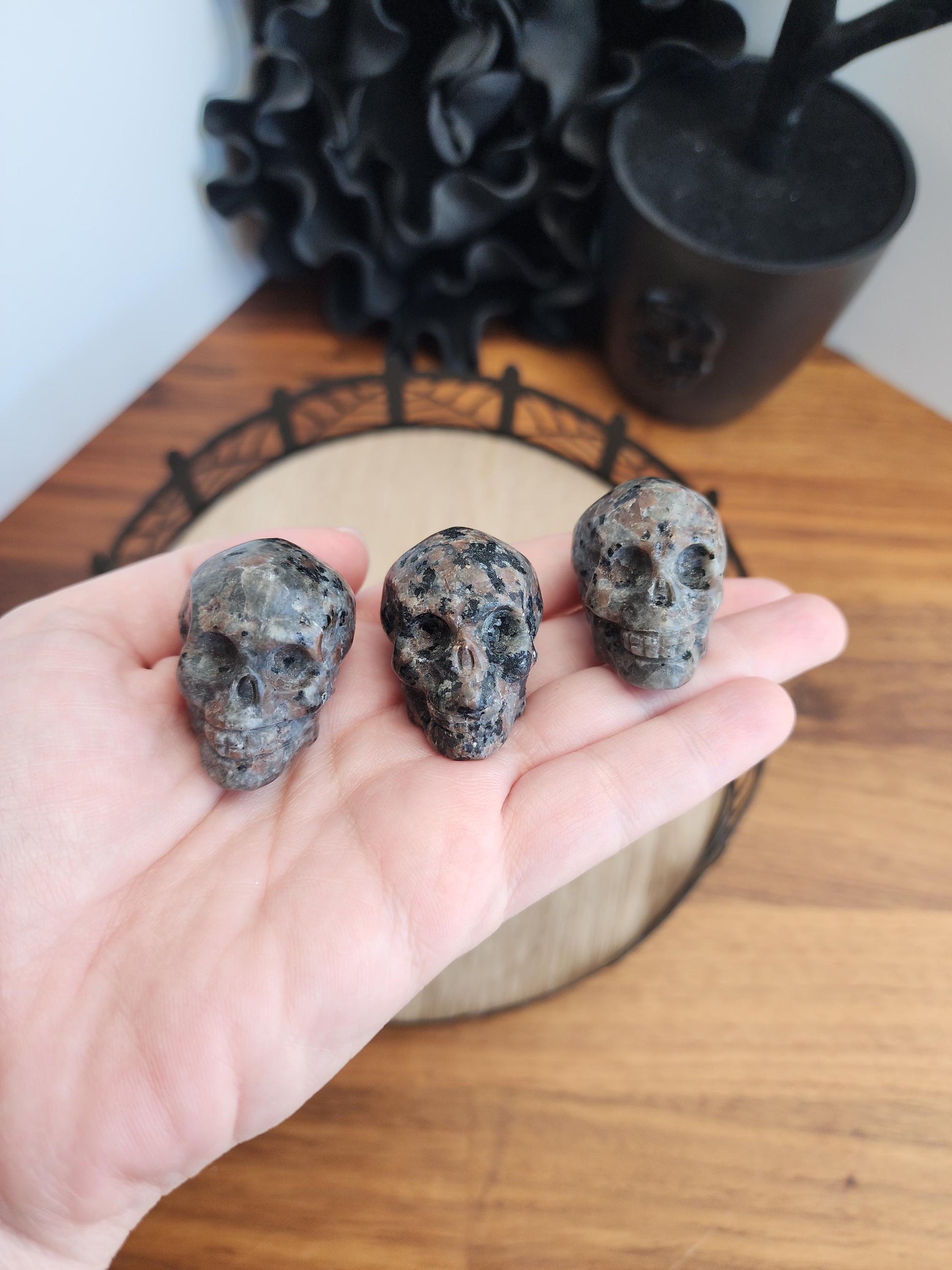 Yooperlite Skulls | 1.5" Crystal Carvings with UV Reaction | Halloween Village Decor | Spooky Season Vibes for your Goth Friends!