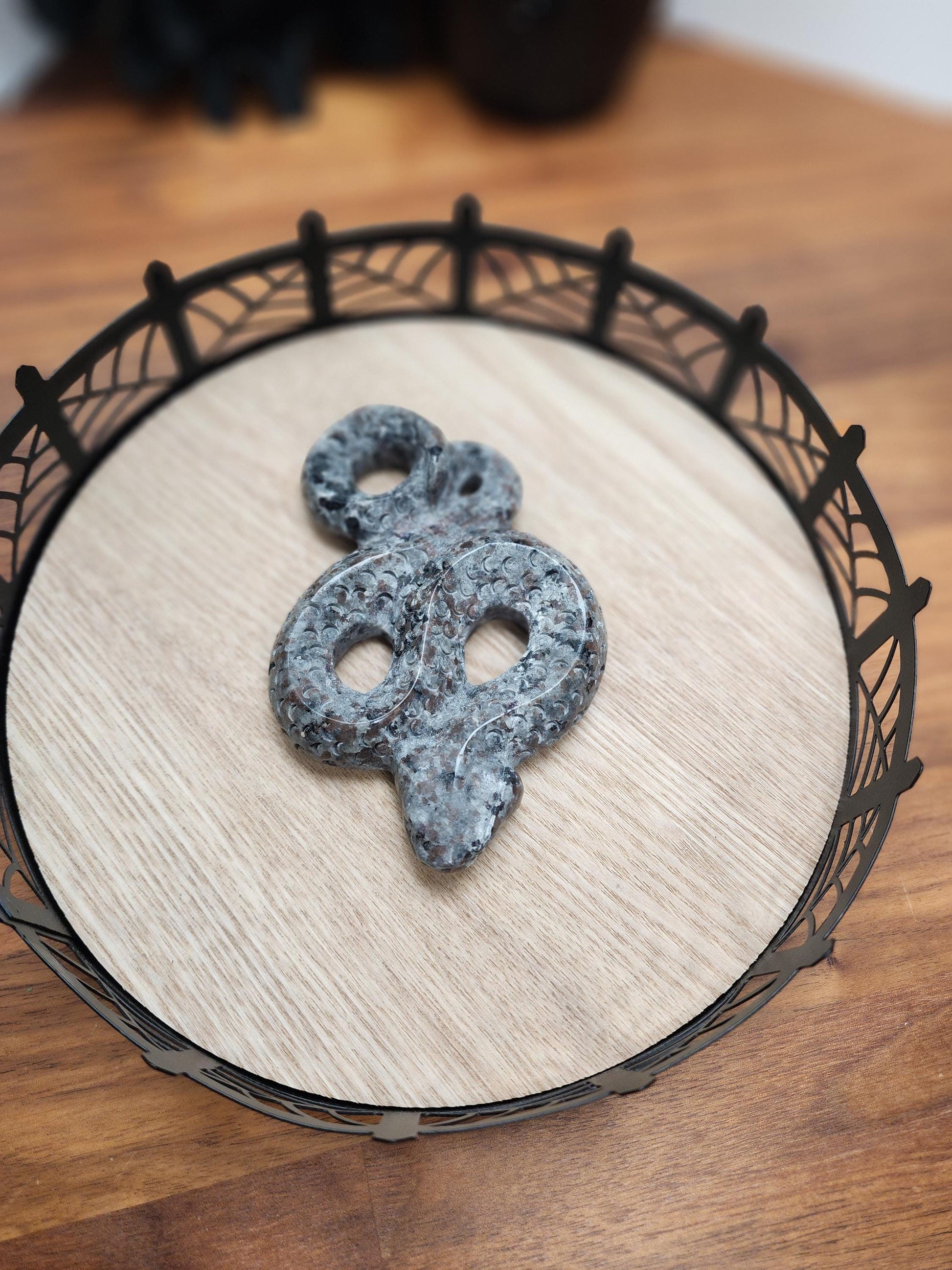 UV Reactive Yooperlite Snake | 3D Crystal Serpent glows orange in blacklight | Gothic Home Decor for Spooky Season or cool Office Bookshelf