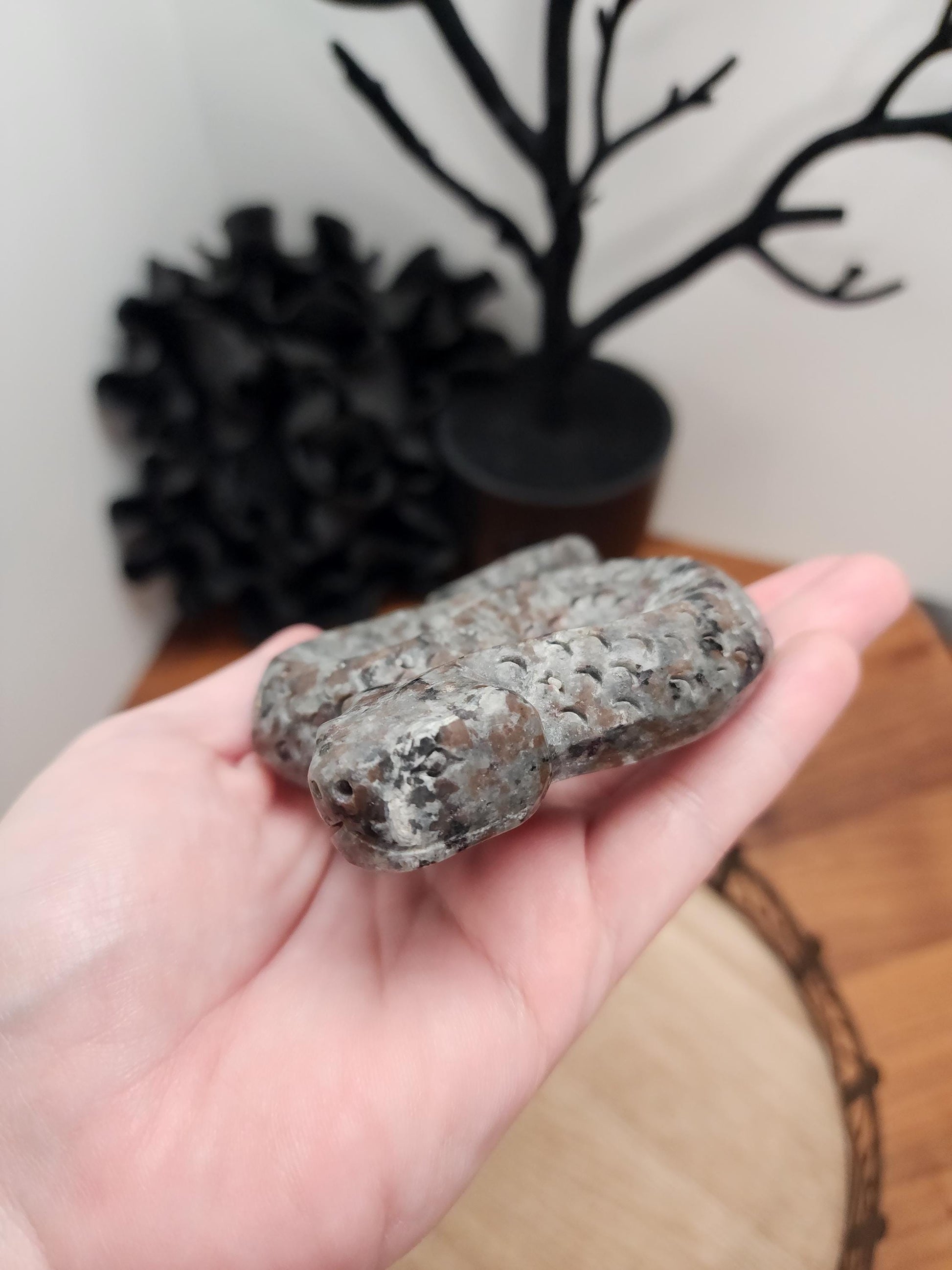 UV Reactive Yooperlite Snake | 3D Crystal Serpent glows orange in blacklight | Gothic Home Decor for Spooky Season or cool Office Bookshelf