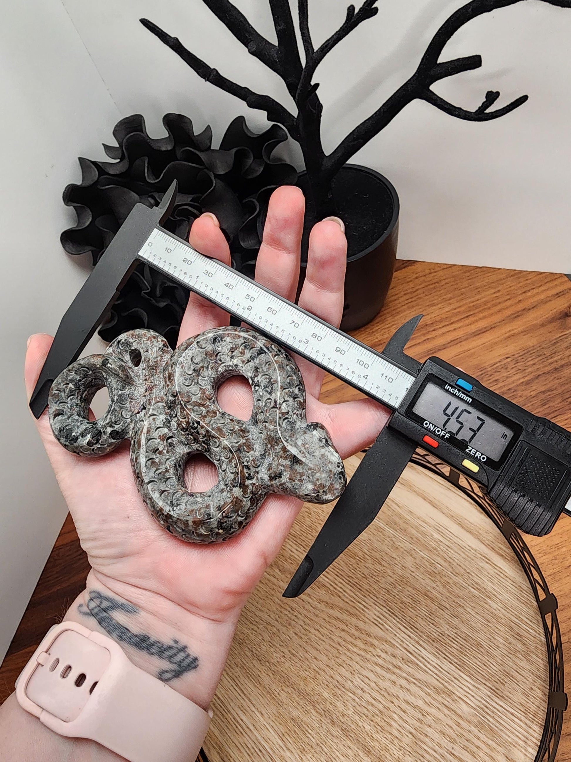 UV Reactive Yooperlite Snake | 3D Crystal Serpent glows orange in blacklight | Gothic Home Decor for Spooky Season or cool Office Bookshelf