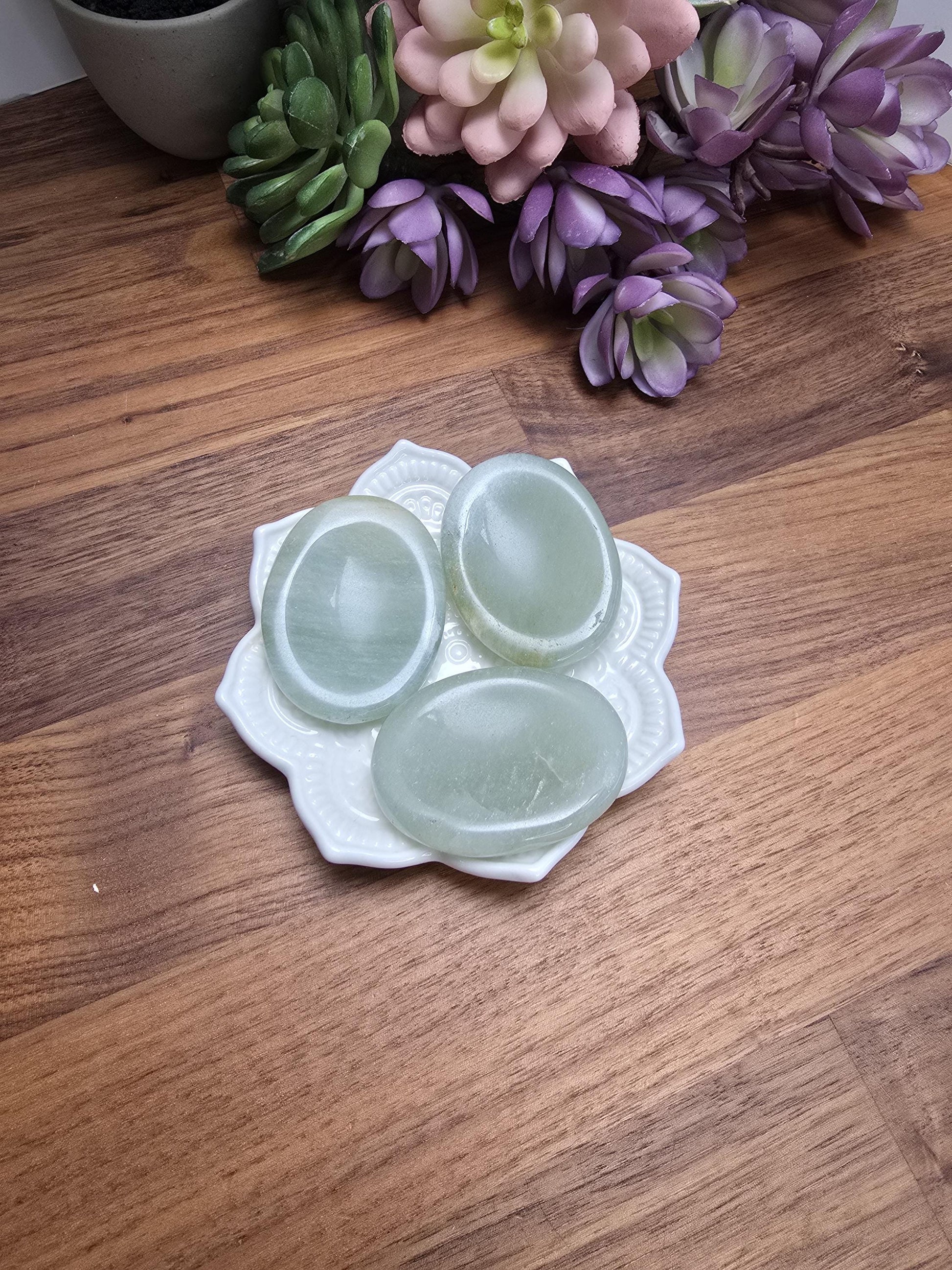 Green Onyx Worry Stone: Chunky 1.9' Light Minty Crystal - Smooth Polished Finish