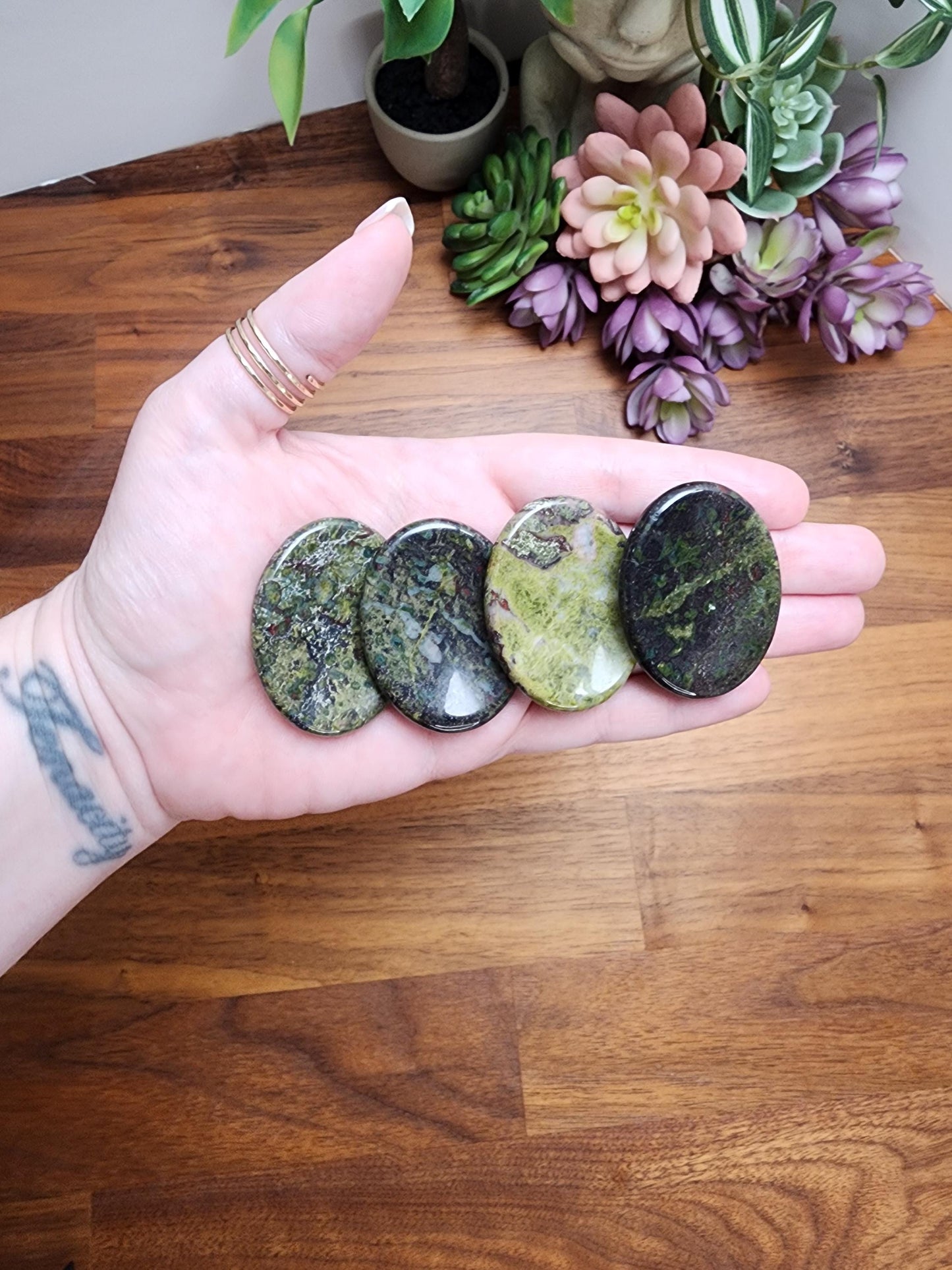 Dragon's Blood Worry Stone: 1.77 Red & Green Crystal Pocket Fidget
