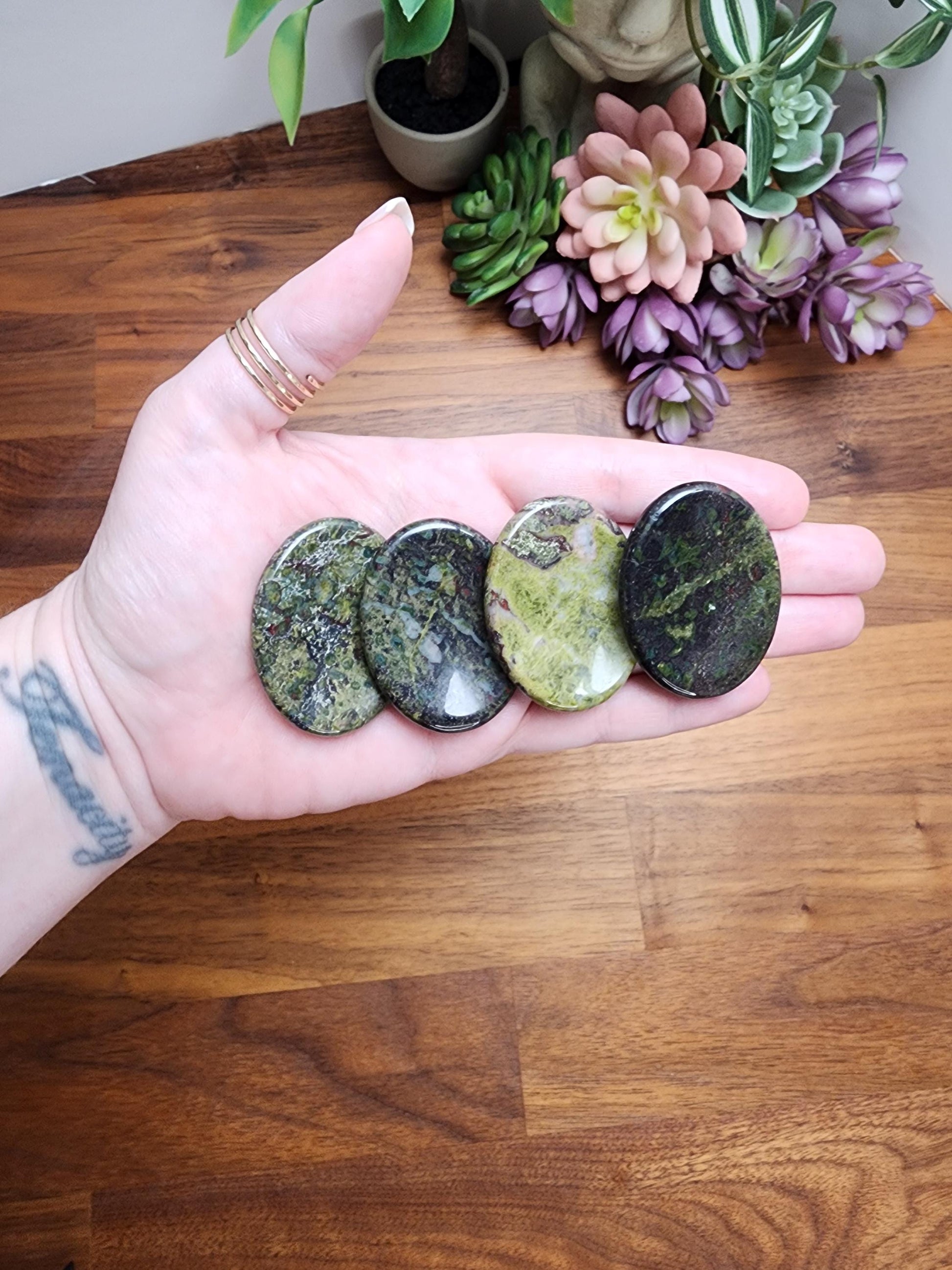 Dragon's Blood Worry Stone: 1.77 Red & Green Crystal Pocket Fidget