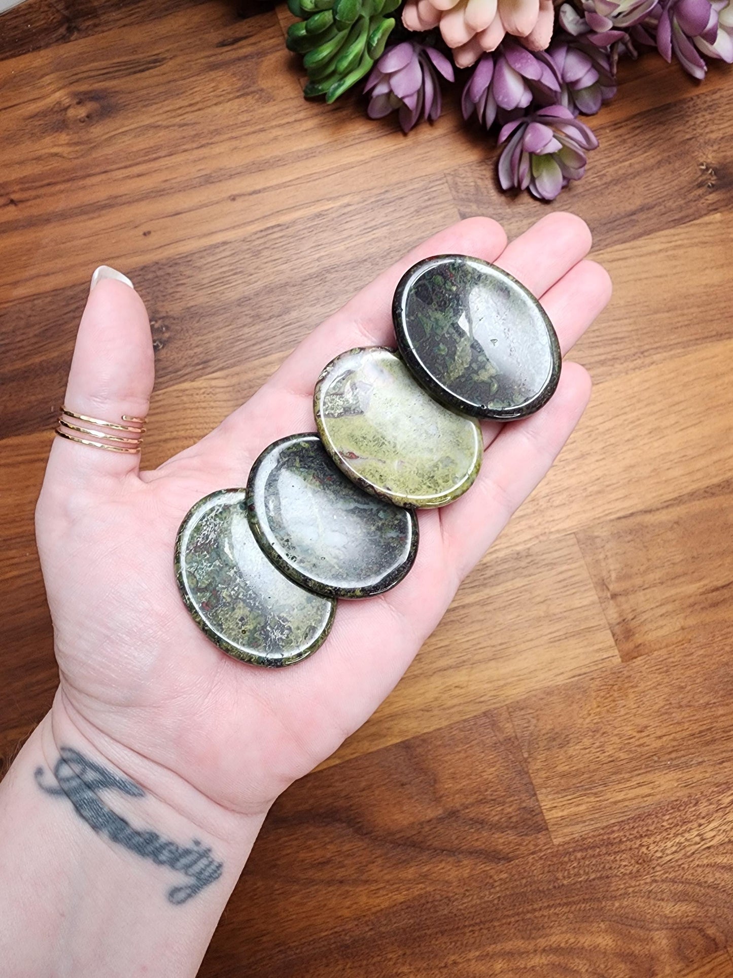 Dragon's Blood Worry Stone: 1.77 Red & Green Crystal Pocket Fidget