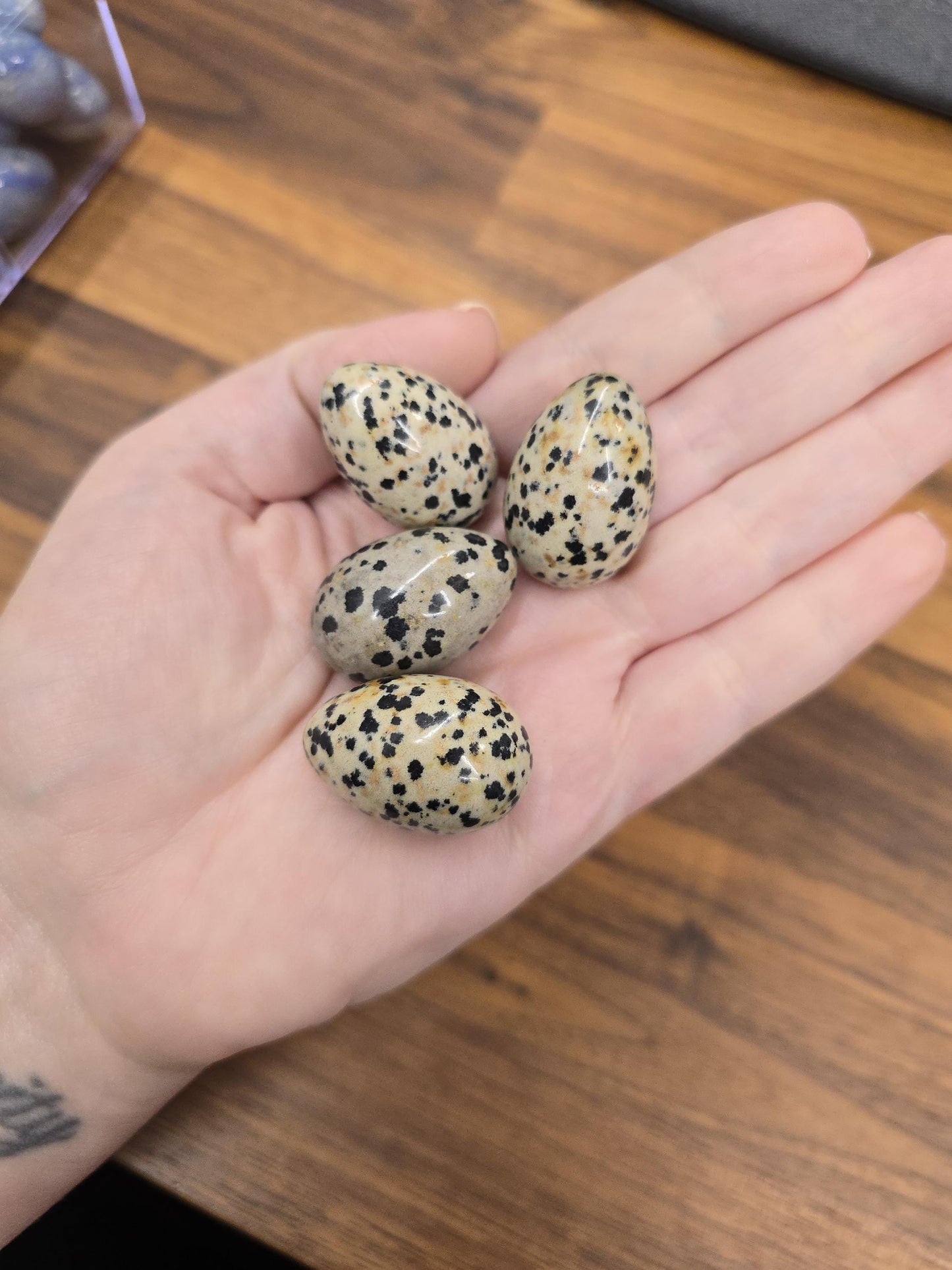 Crystal Easter Eggs: Mini Pastel Stones for Spring Decor