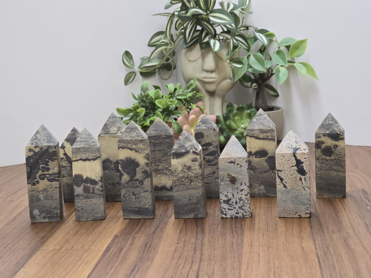 Inv - Picture Stone Tower | Dreamy Landscape Stone Points in Desert Beige, Creamy Tan and Earthy Brown | Natural Minimalist Home Decor
