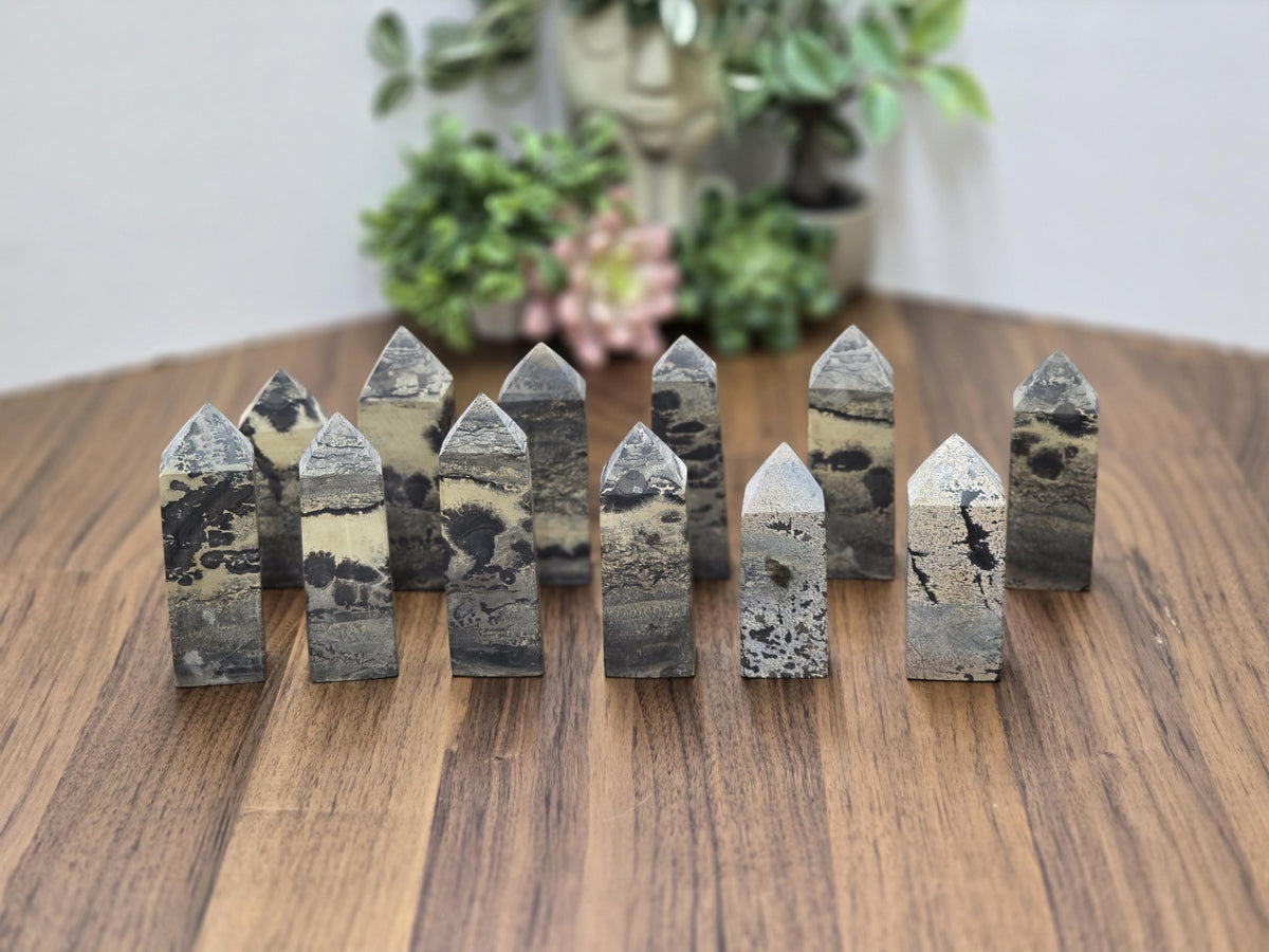 Inv - Picture Stone Tower | Dreamy Landscape Stone Points in Desert Beige, Creamy Tan and Earthy Brown | Natural Minimalist Home Decor