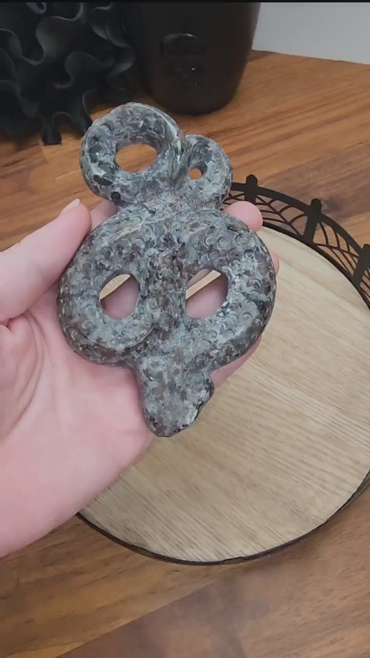 Inv - Yooperlite Snake: UV Reactive Crystal Serpent, Gothic Spooky Decor