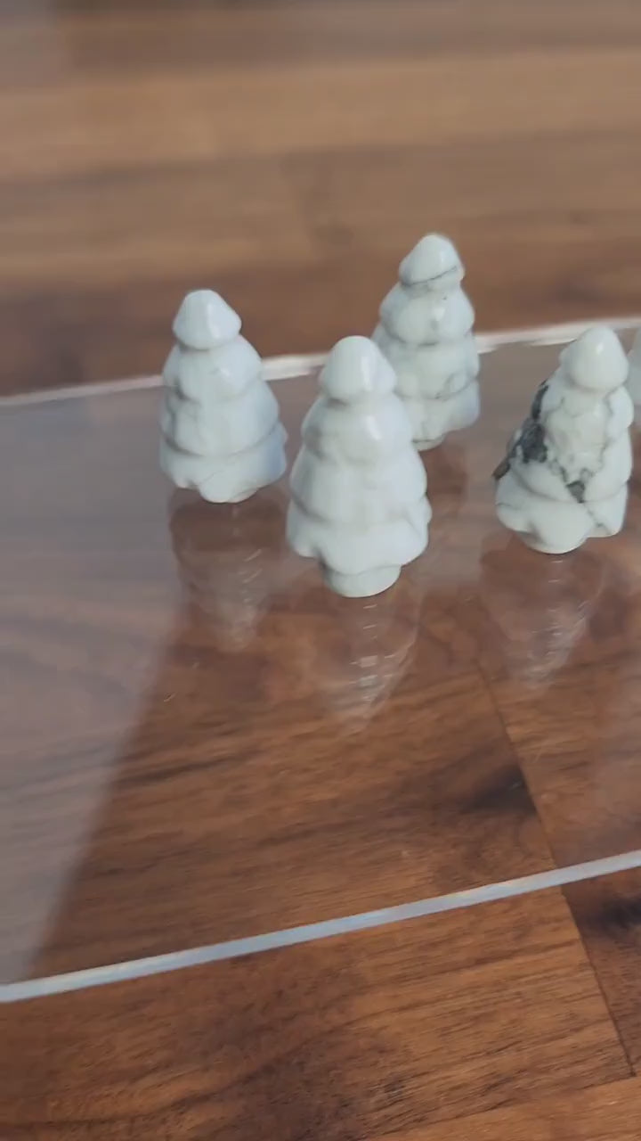 Howlite Crystal Mini Christmas Tree: Holiday Decor