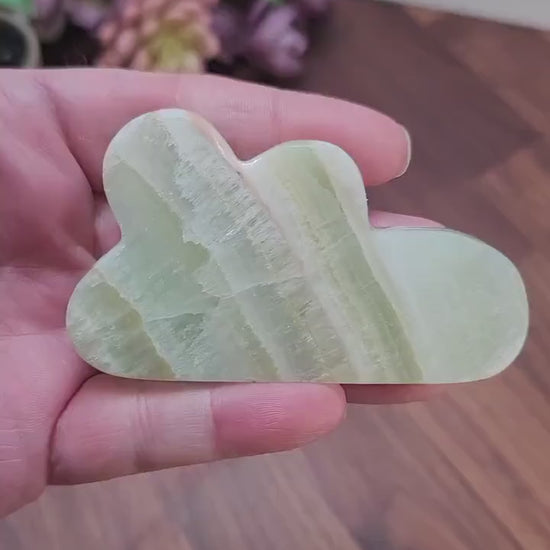 Green Calcite Cloud Carving: Natural Crystal Decor (96 X 55 MM)