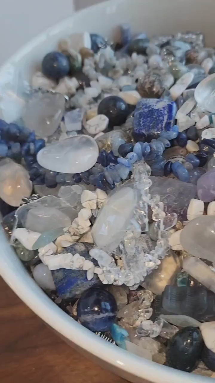 Winter Solstice Crystal Confetti Mix: Silver, Blue, & White