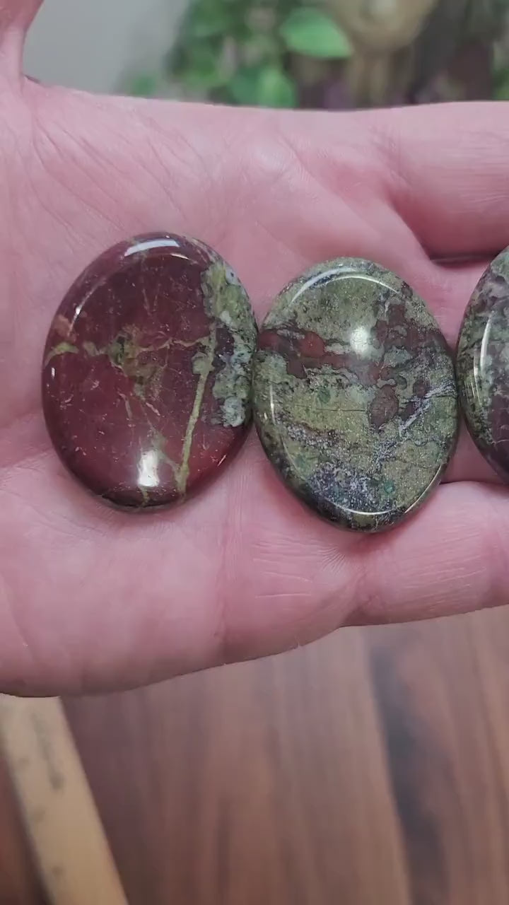 Dragon's Blood Worry Stone: 1.77 Red & Green Crystal Pocket Fidget