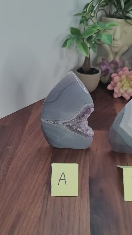 Amethyst Druzy on Blue Agate: Crystal Free Form (3-5 inch)