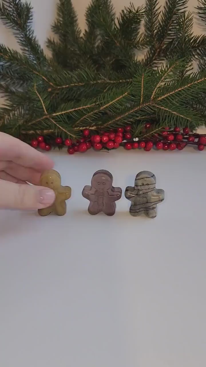 Gingerbread Men Crystal Carvings: Winter Decor (Multiple Stone Options)