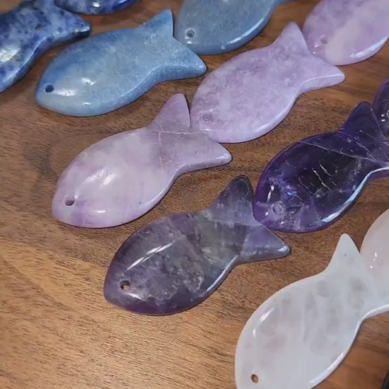 Crystal Fish Carving: Amethyst, Labradorite, Obsidian, Quartz (1.54")