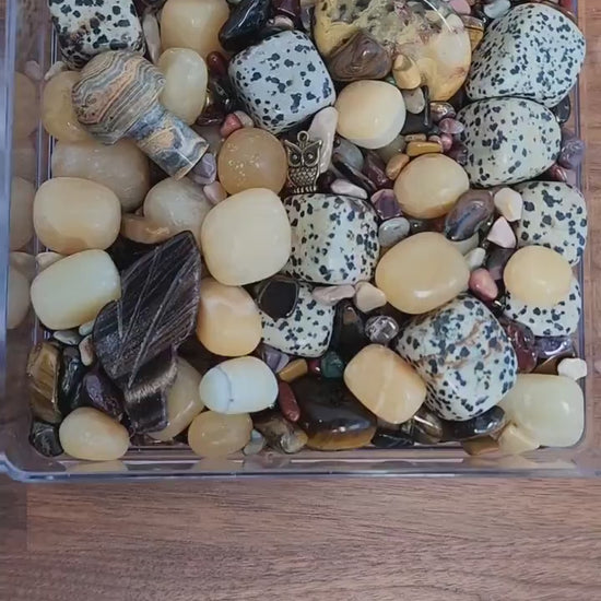 Earth Mix Crystal Confetti: Dalmatian Jasper, Calcite, Alashan
