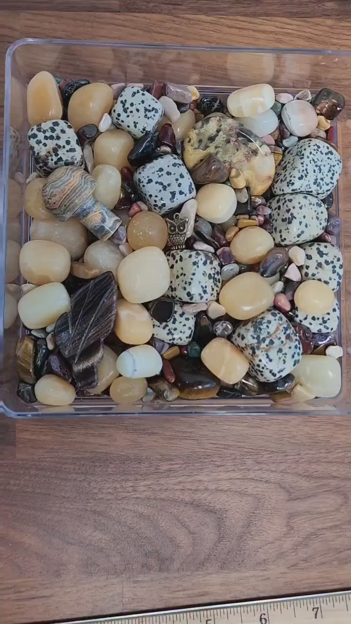 Earth Mix Crystal Confetti: Dalmatian Jasper, Calcite, Alashan