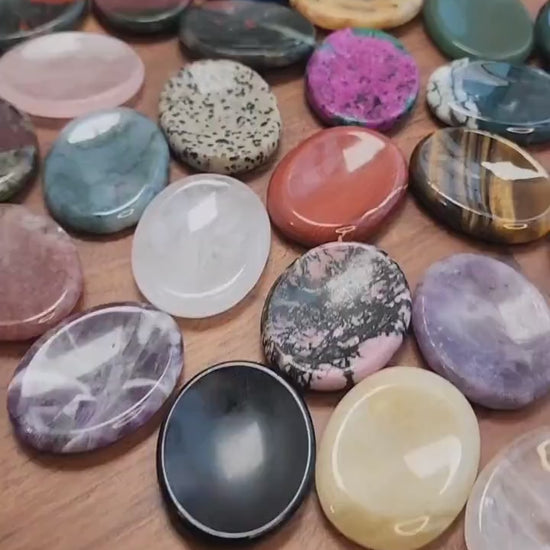 12 Day Crystal Worry Stone Advent Calendar - Mixed Natural Stones